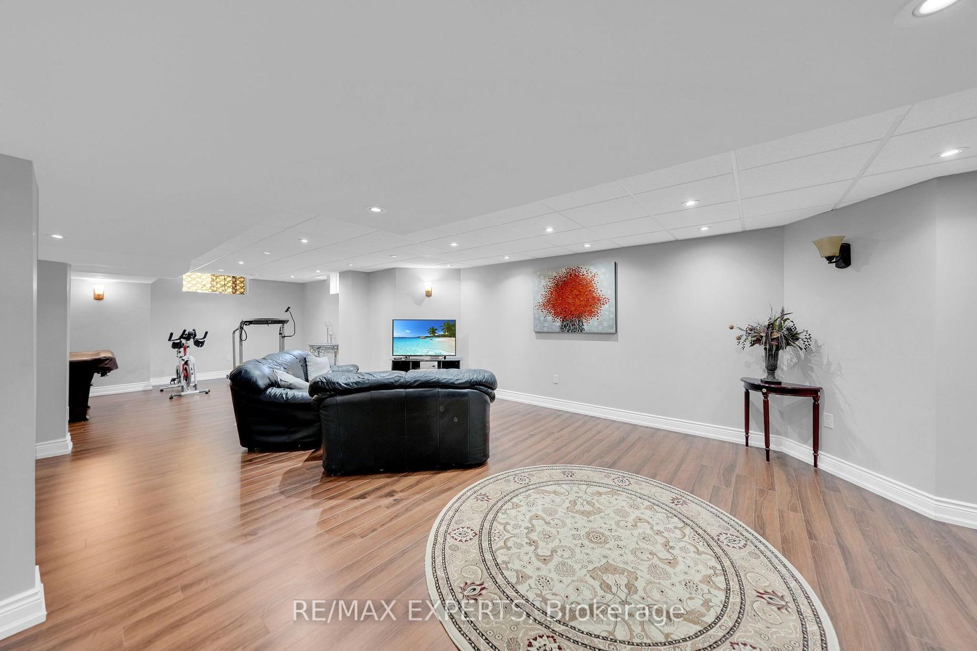 Photo 36 of 91 Hunterwood Chase, Vaughan, Rural Vaughan — HOMEH