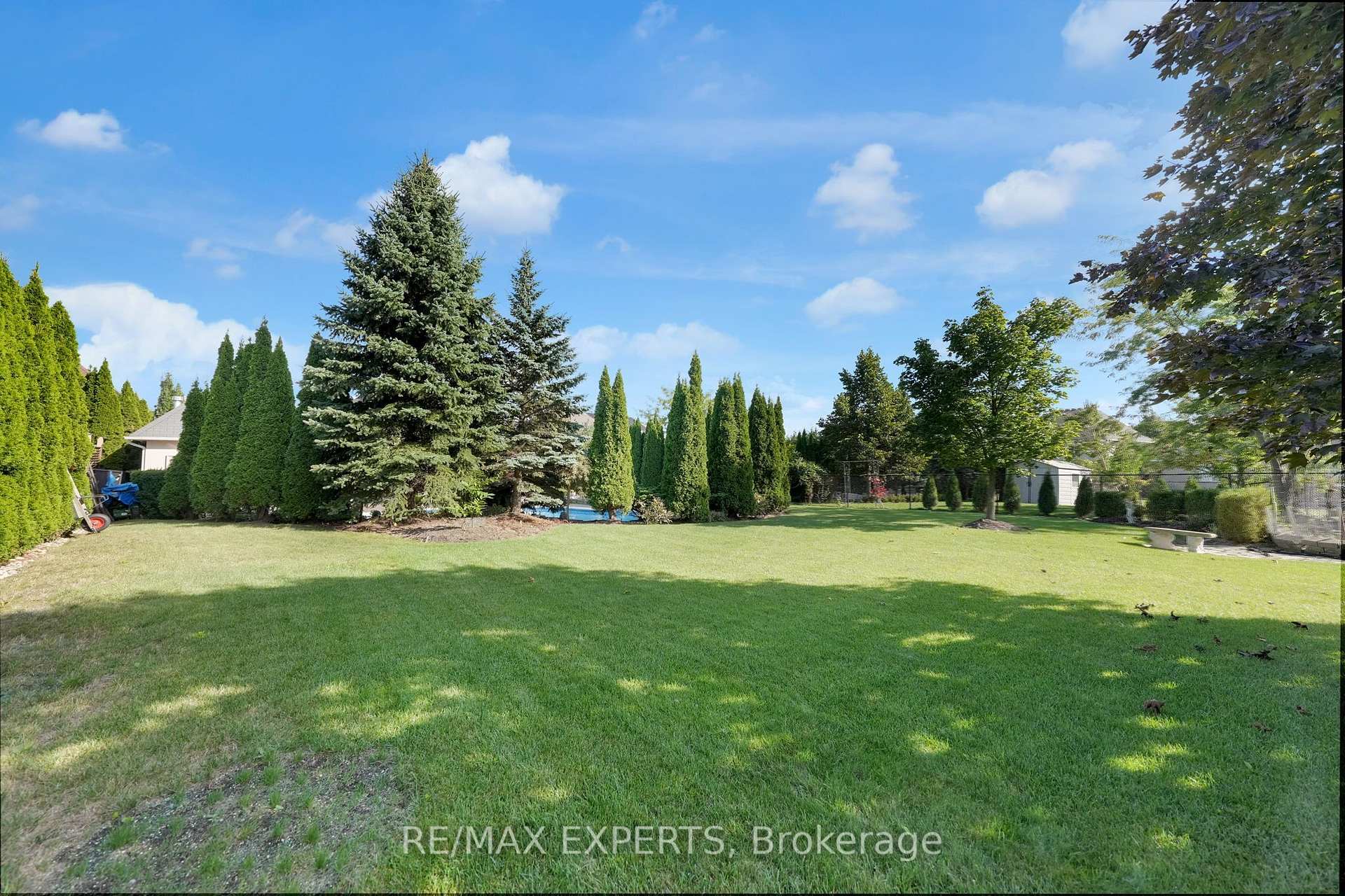 Photo 44 of 91 Hunterwood Chase, Vaughan, Rural Vaughan — HOMEH