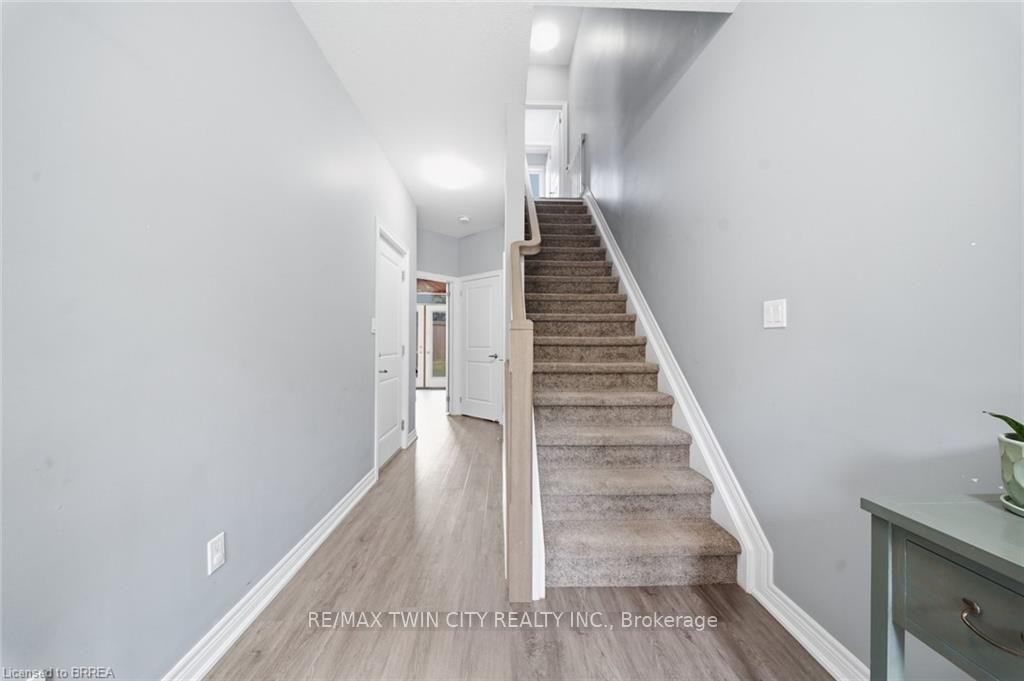 Photo 7 of Unit 2, 30 Balmoral Street, Brant, Paris — HOMEH