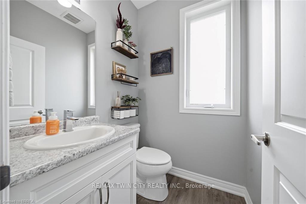 Photo 8 of Unit 2, 30 Balmoral Street, Brant, Paris — HOMEH