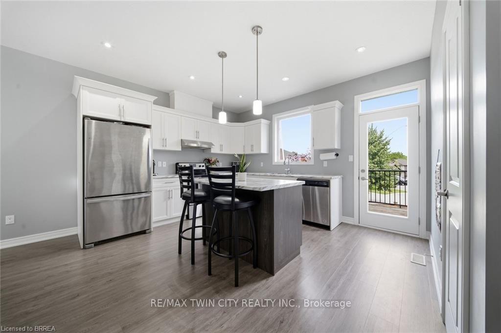 Photo 9 of Unit 2, 30 Balmoral Street, Brant, Paris — HOMEH