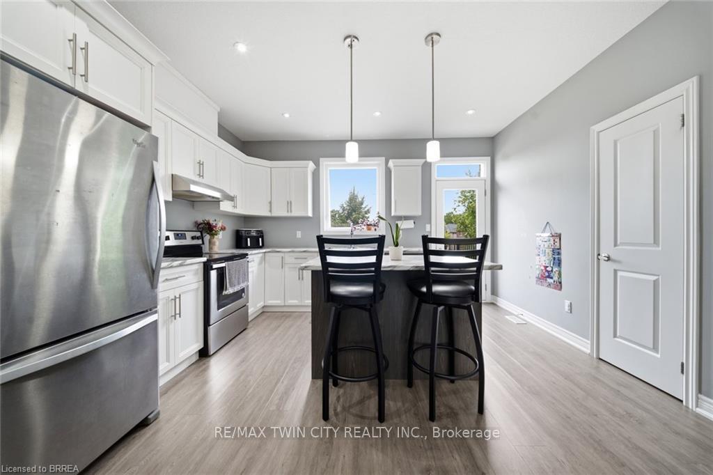 Photo 10 of Unit 2, 30 Balmoral Street, Brant, Paris — HOMEH