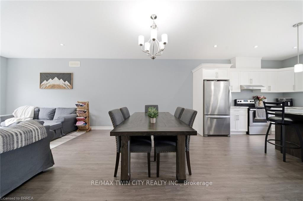 Photo 14 of Unit 2, 30 Balmoral Street, Brant, Paris — HOMEH