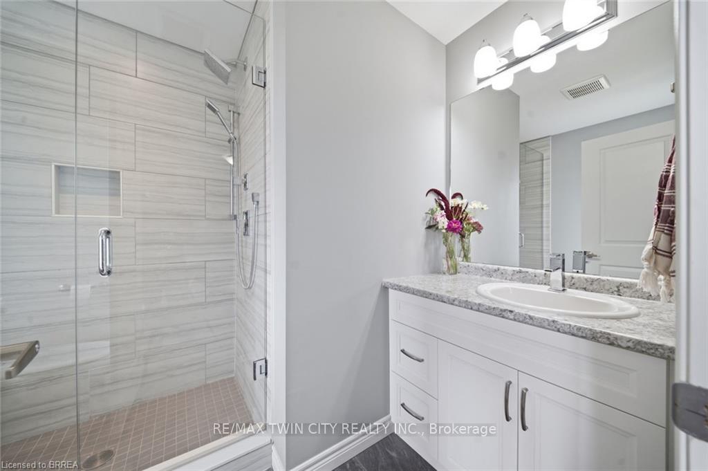 Photo 20 of Unit 2, 30 Balmoral Street, Brant, Paris — HOMEH