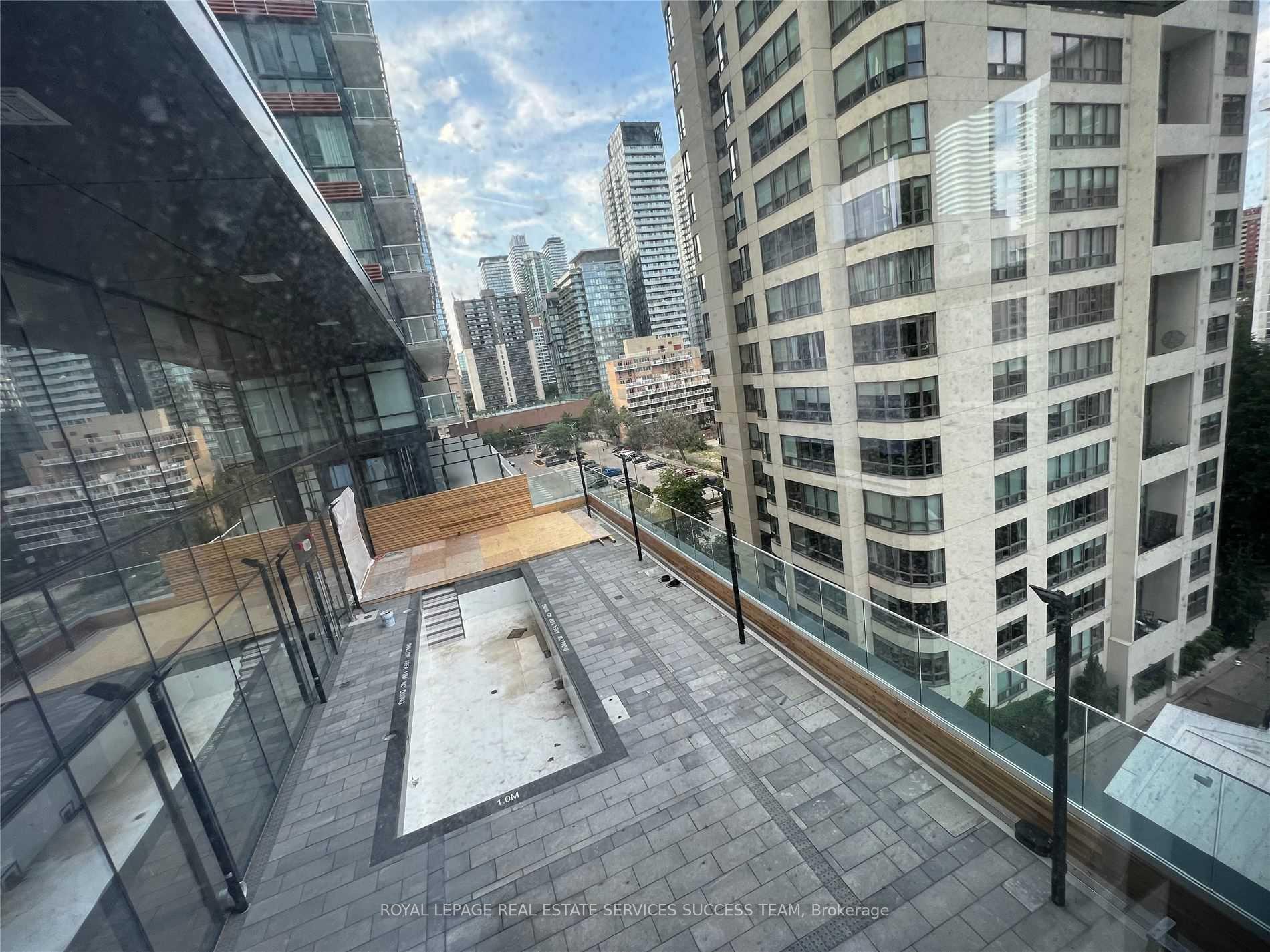Photo 4 of Unit 701, 501 Yonge Street, Toronto, Church-Yonge Corridor — HOMEH