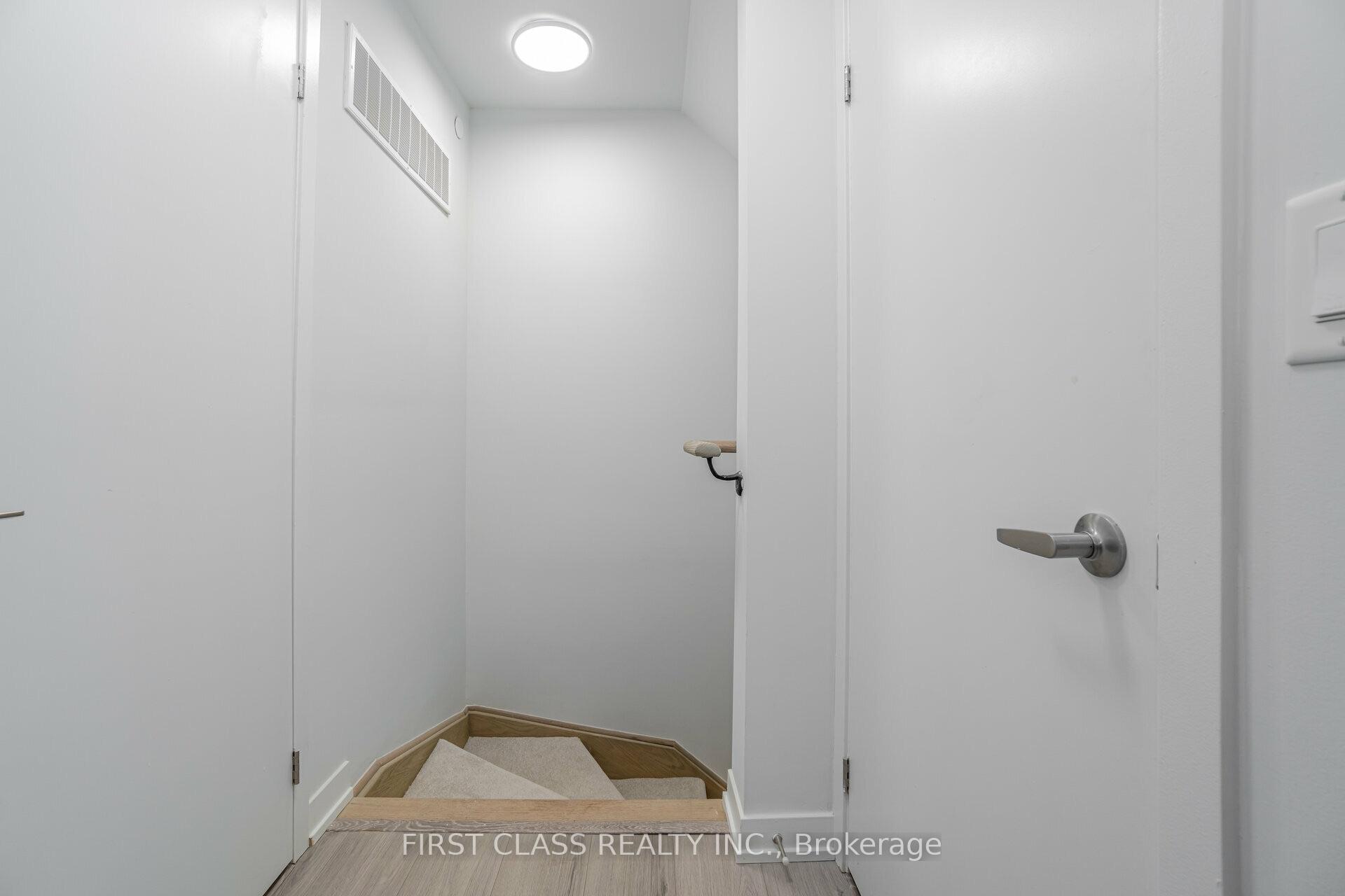 Photo 22 of Unit 30, 3405 Ridgeway Drive, Mississauga, Erin Mills — HOMEH