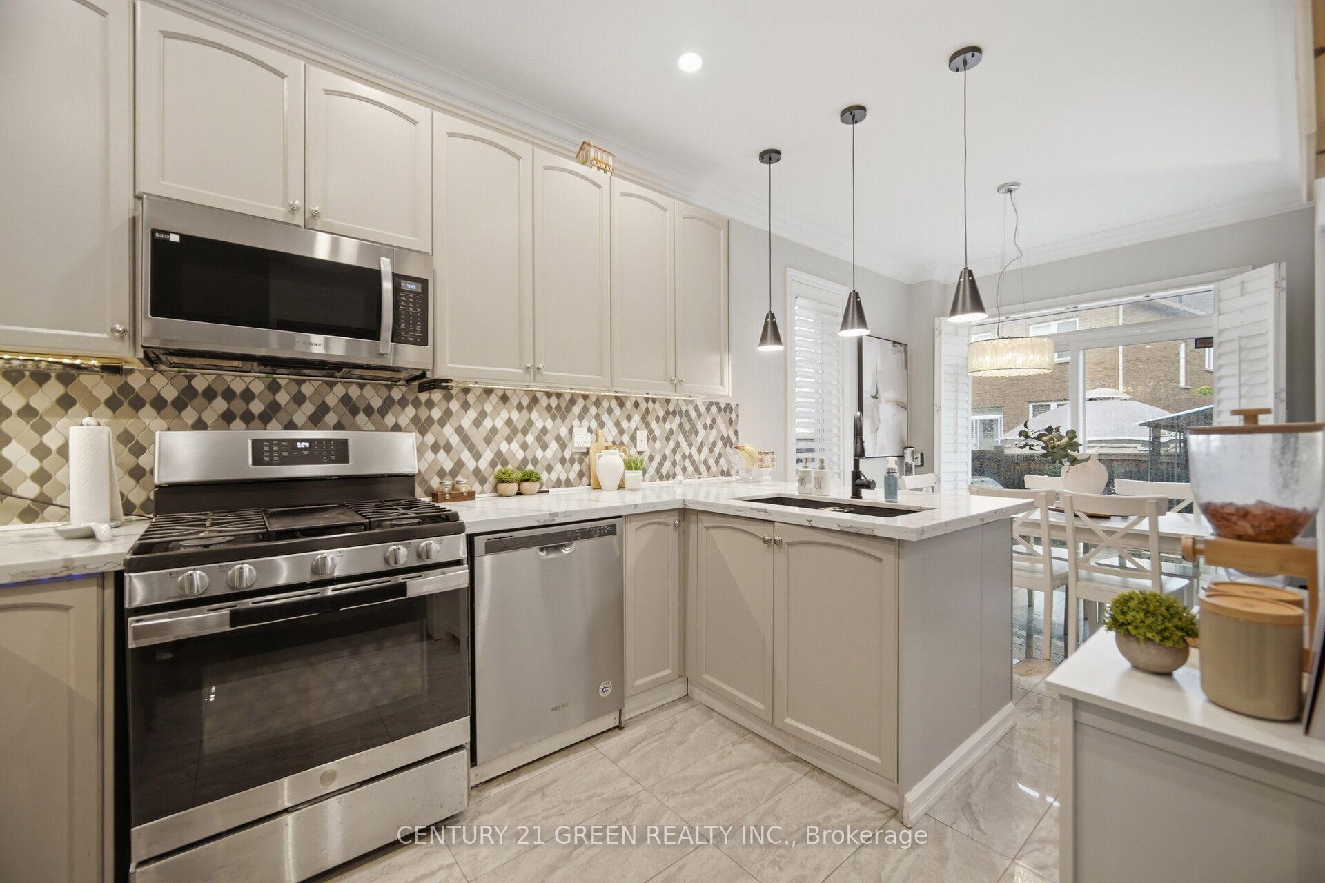 Photo 21 of 399 Savoline Boulevard, Milton, Scott — HOMEH