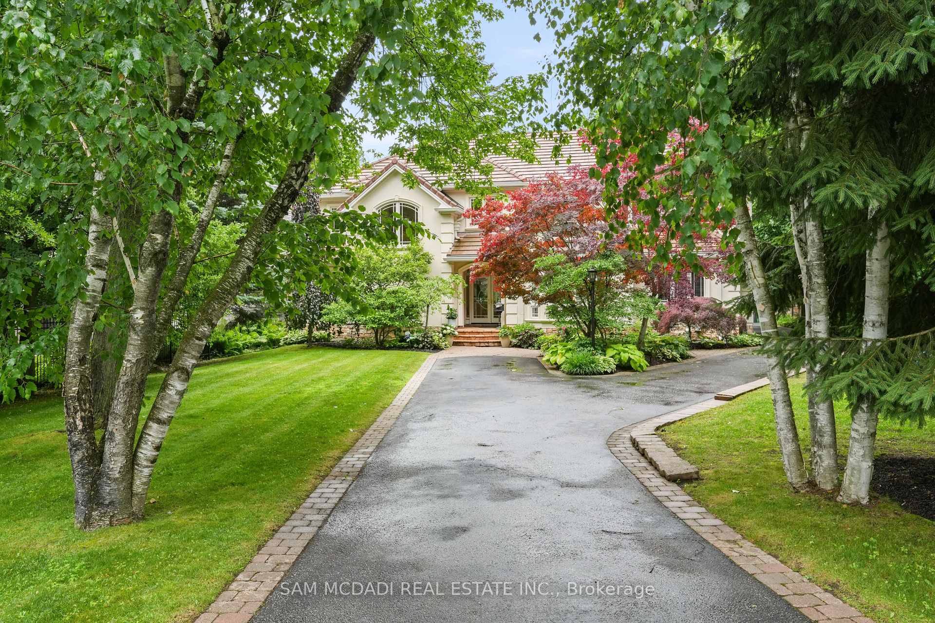 Photo 1 of 1382 Aldo Drive, Mississauga, Lorne Park — HOMEH