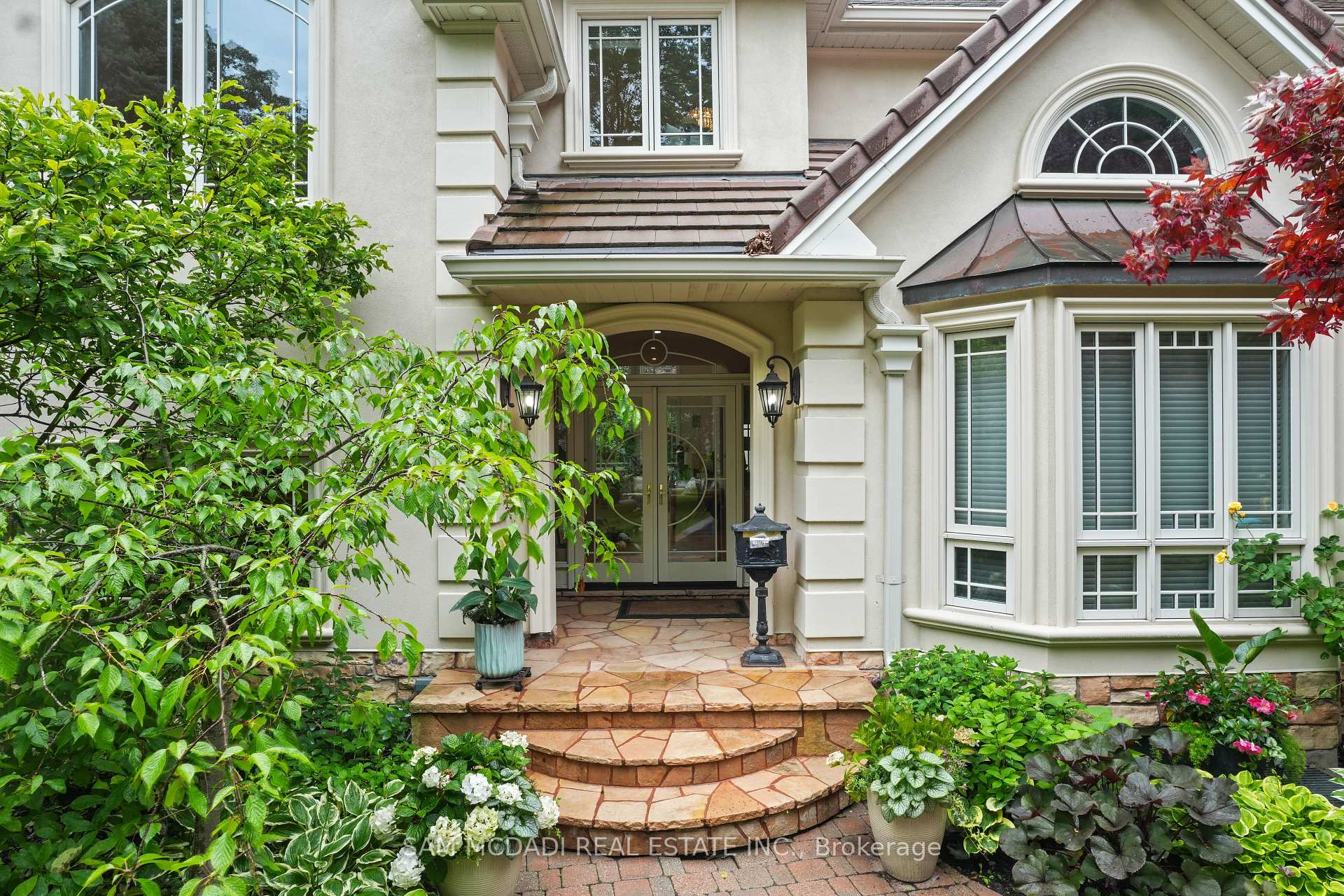 Photo 2 of 1382 Aldo Drive, Mississauga, Lorne Park — HOMEH