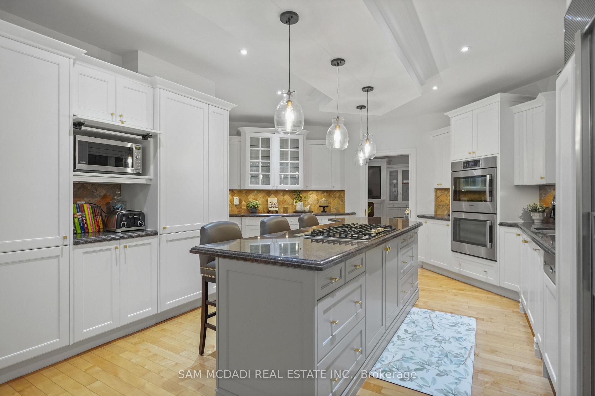 Photo 8 of 1382 Aldo Drive, Mississauga, Lorne Park — HOMEH