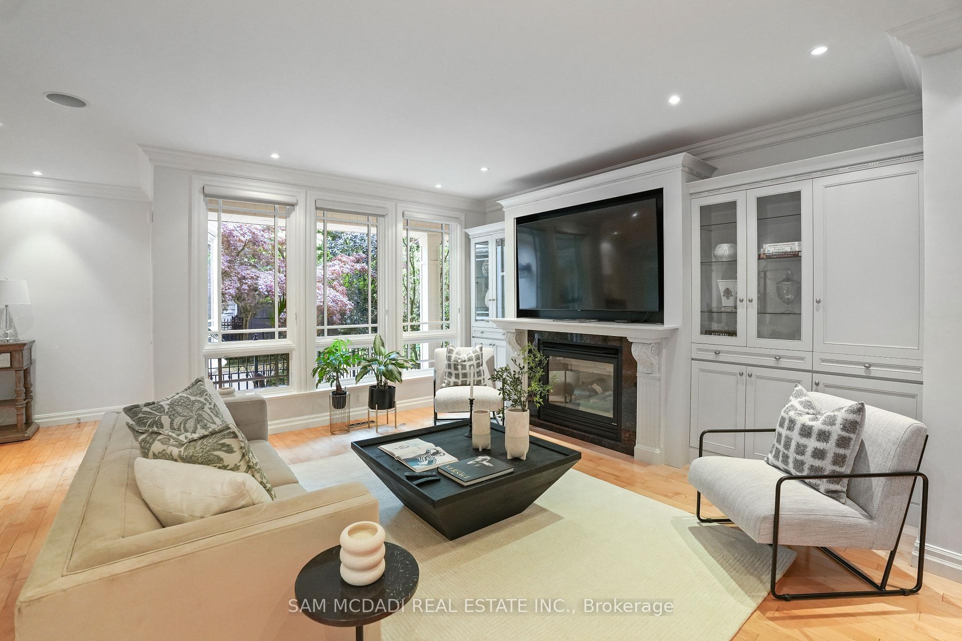 Photo 12 of 1382 Aldo Drive, Mississauga, Lorne Park — HOMEH
