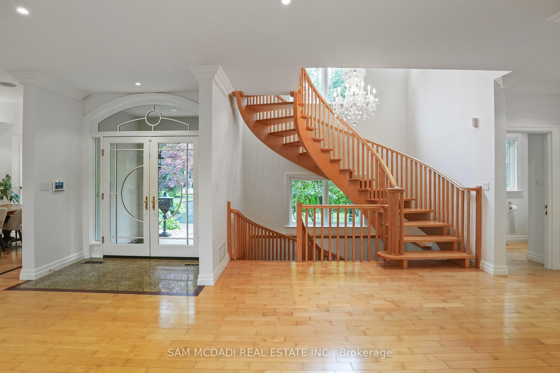 Photo 18 of 1382 Aldo Drive, Mississauga, Lorne Park — HOMEH
