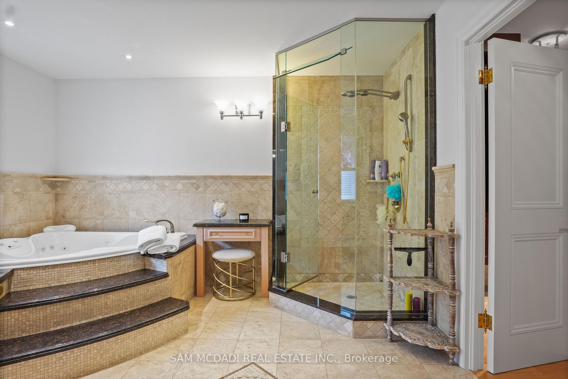 Photo 22 of 1382 Aldo Drive, Mississauga, Lorne Park — HOMEH