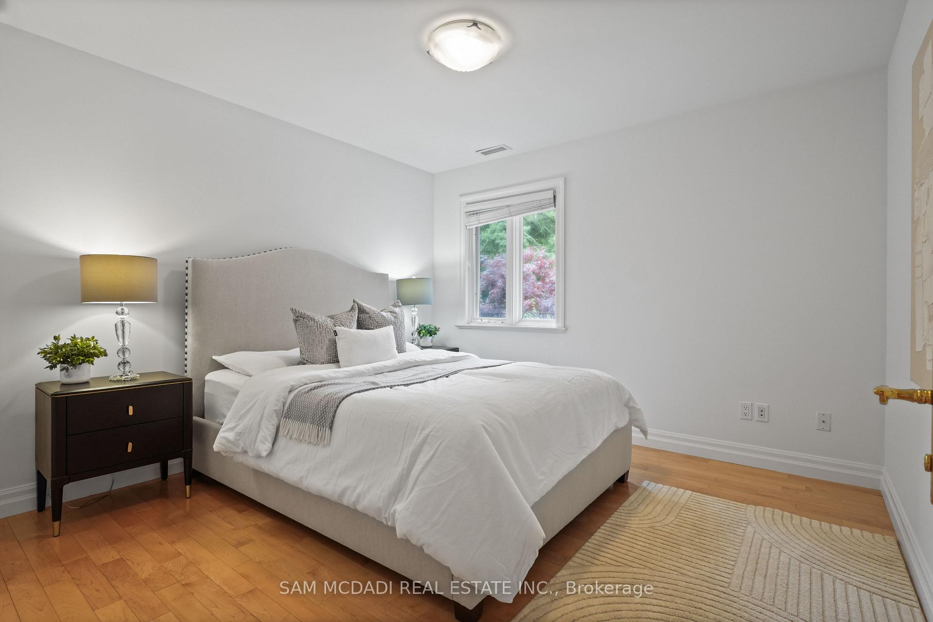Photo 28 of 1382 Aldo Drive, Mississauga, Lorne Park — HOMEH