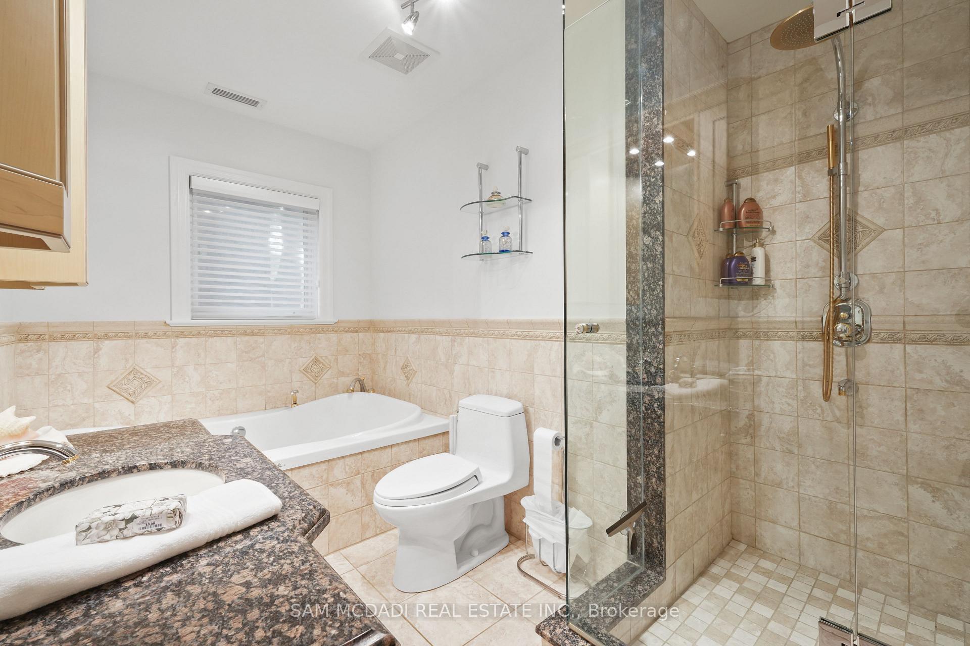 Photo 35 of 1382 Aldo Drive, Mississauga, Lorne Park — HOMEH