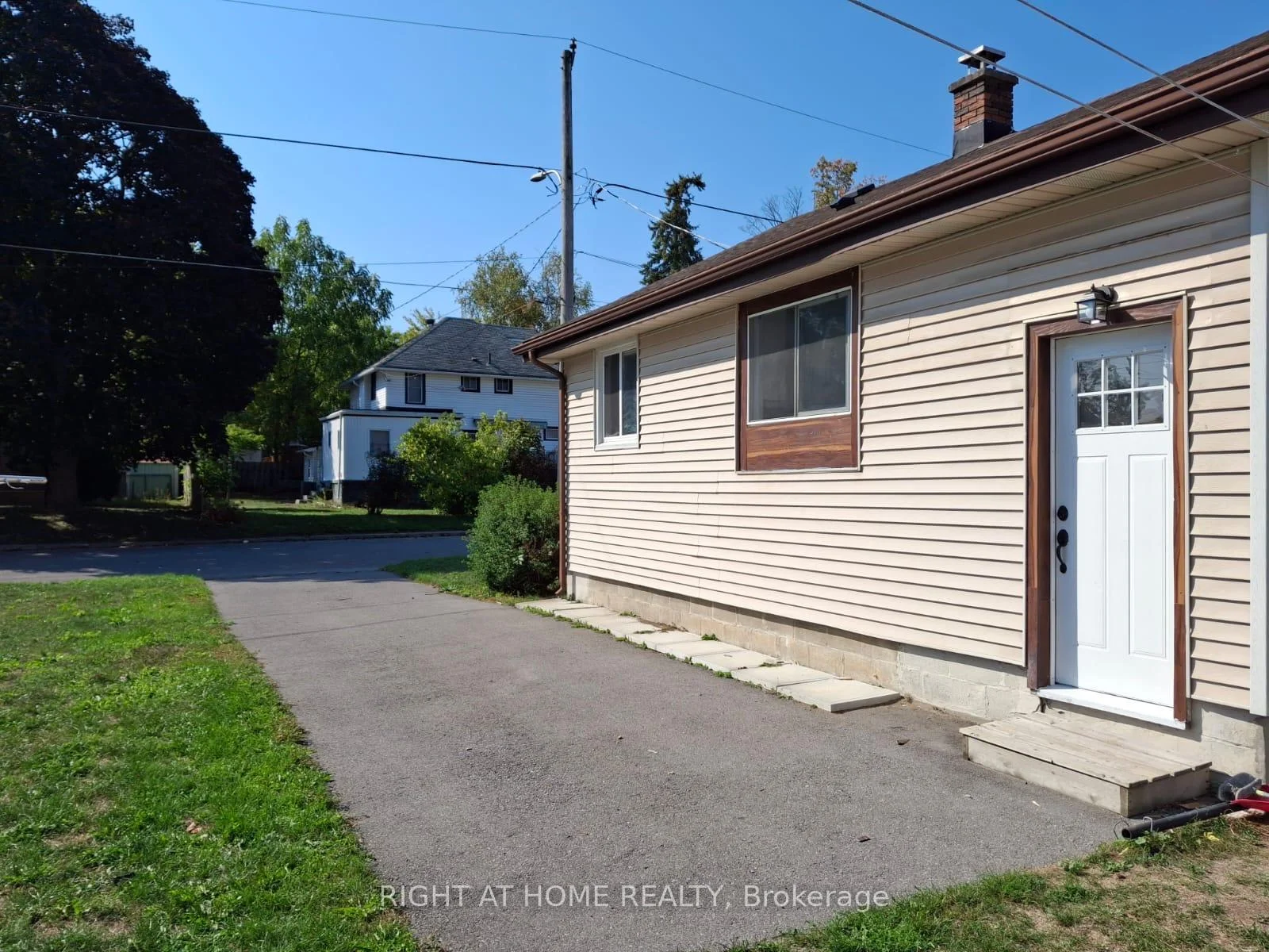 Photo 3 of 61A Wilkins Street, Quinte West, Trenton Ward — HOMEH