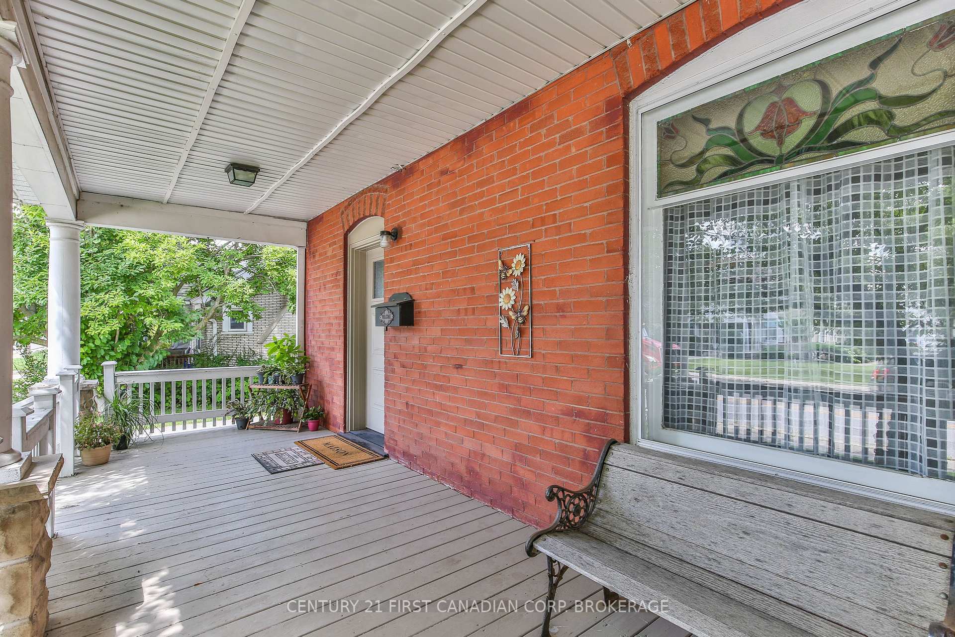 Photo 5 of 308 Broadway Street, Tillsonburg — HOMEH