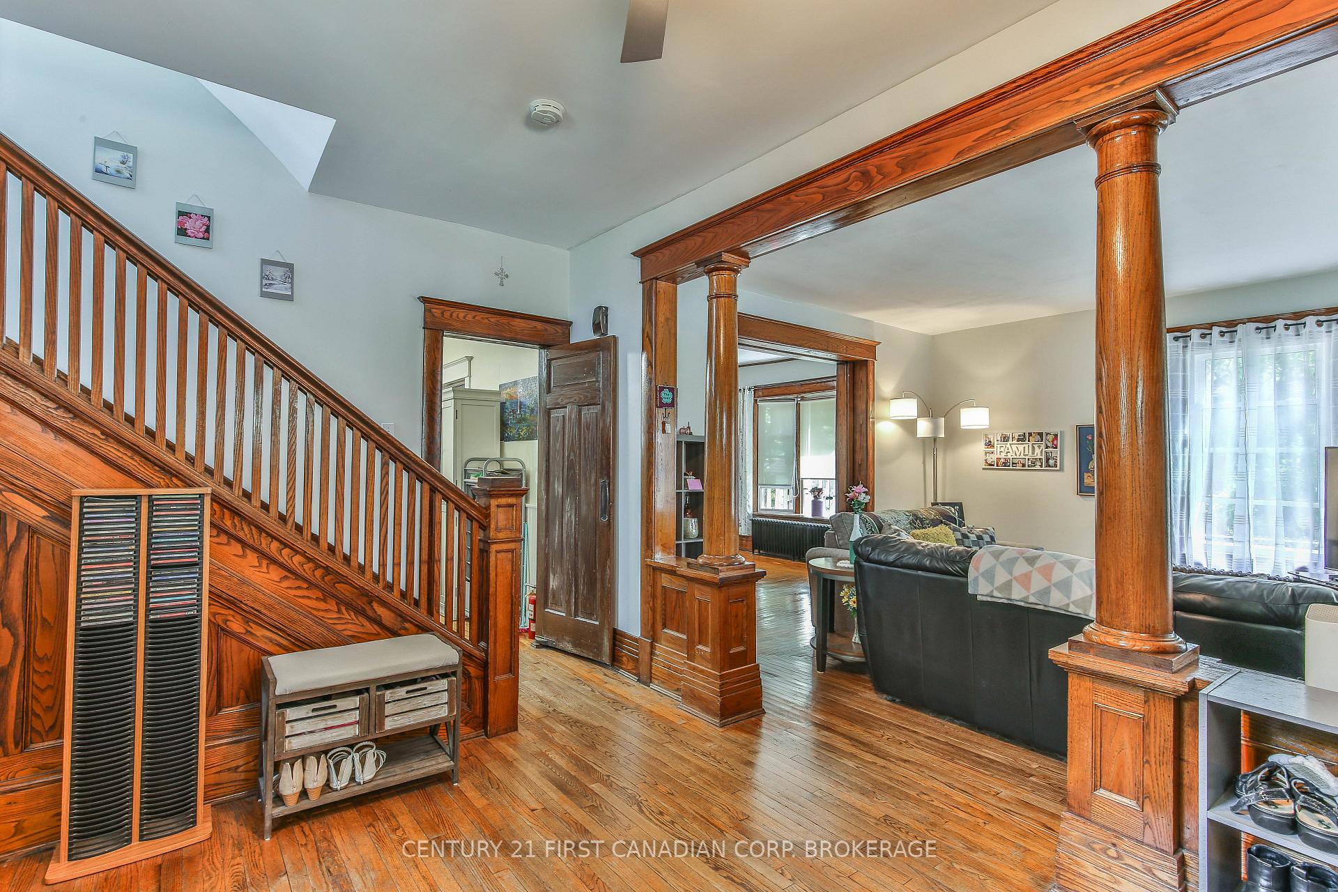 Photo 7 of 308 Broadway Street, Tillsonburg — HOMEH