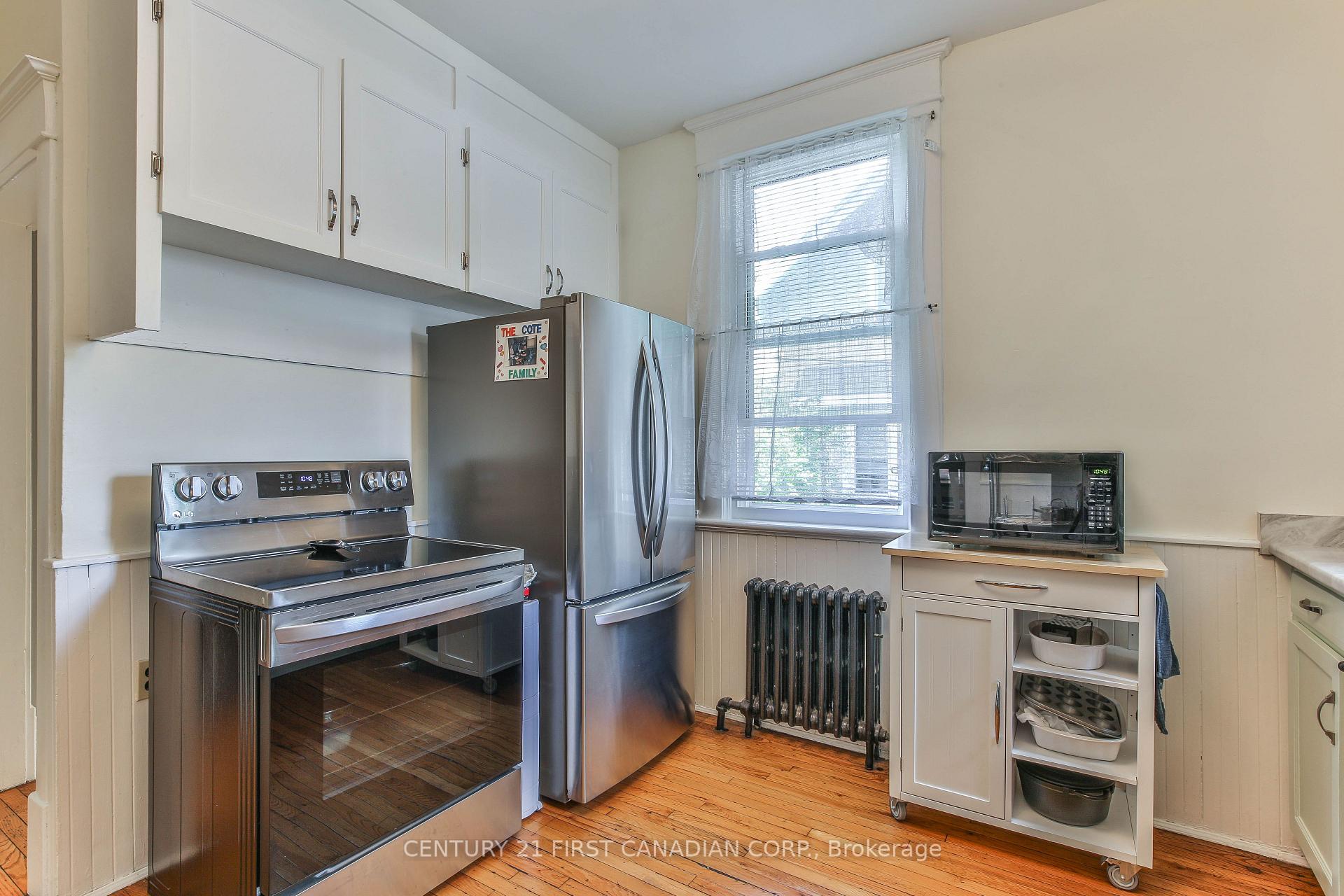Photo 11 of 308 Broadway Street, Tillsonburg — HOMEH