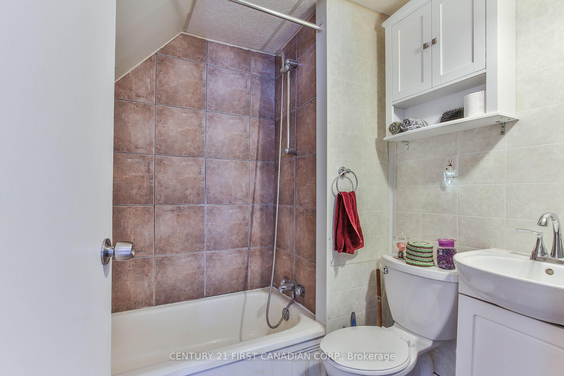 Photo 21 of 308 Broadway Street, Tillsonburg — HOMEH