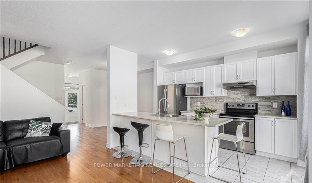 Photo 7 of 932 Kilbirnie Drive, Ottawa, Barrhaven - Half Moon Bay — HOMEH