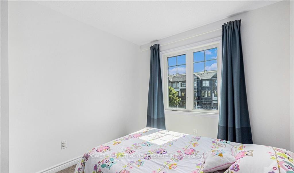 Photo 12 of 932 Kilbirnie Drive, Ottawa, Barrhaven - Half Moon Bay — HOMEH