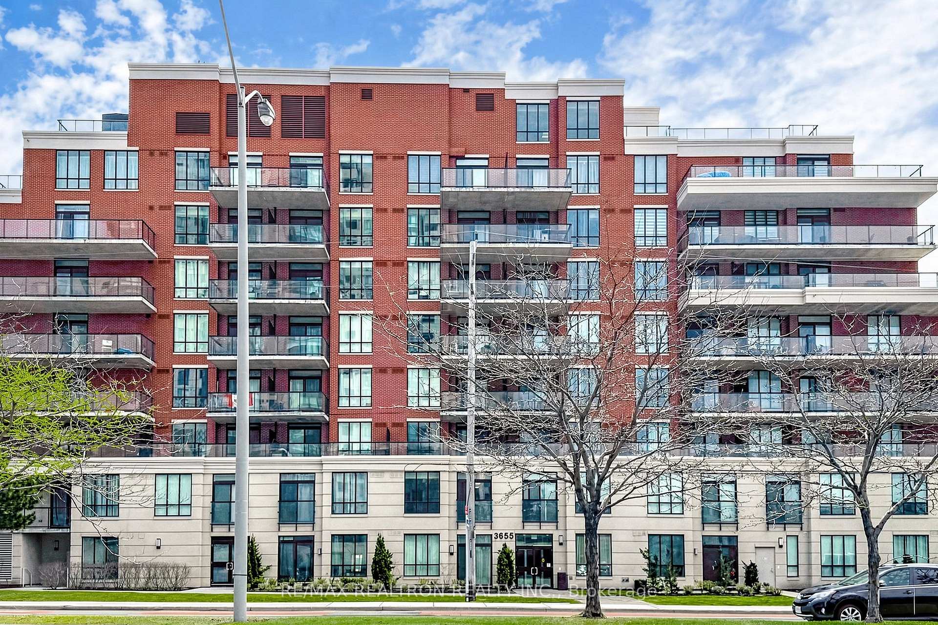 Photo 2 of Unit 108, 3655 Kingston Road, Scarborough, Scarborough Village — HOMEH