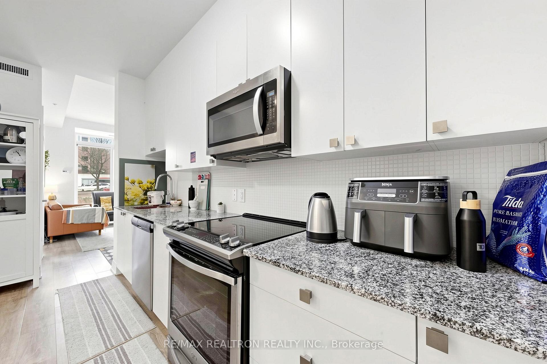 Photo 25 of Unit 108, 3655 Kingston Road, Scarborough, Scarborough Village — HOMEH