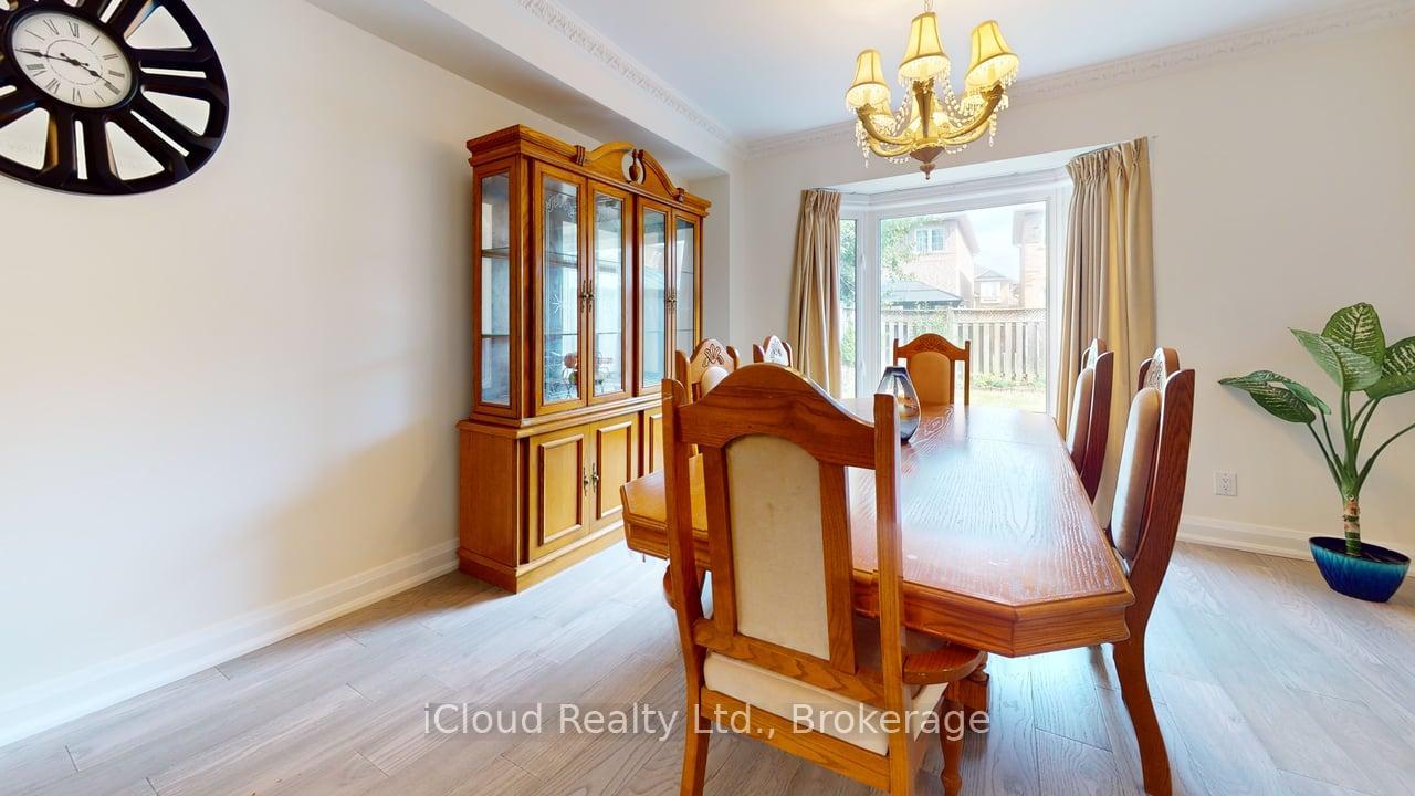 Photo 5 of 71 Tufton Crescent, Brampton, Fletcher's Meadow — HOMEH