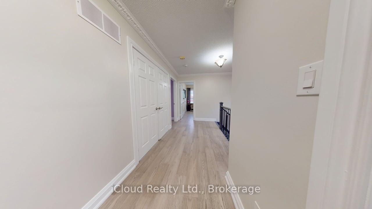 Photo 7 of 71 Tufton Crescent, Brampton, Fletcher's Meadow — HOMEH