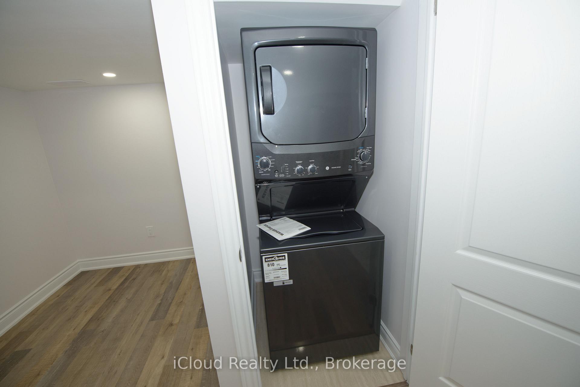 Photo 22 of 71 Tufton Crescent, Brampton, Fletcher's Meadow — HOMEH