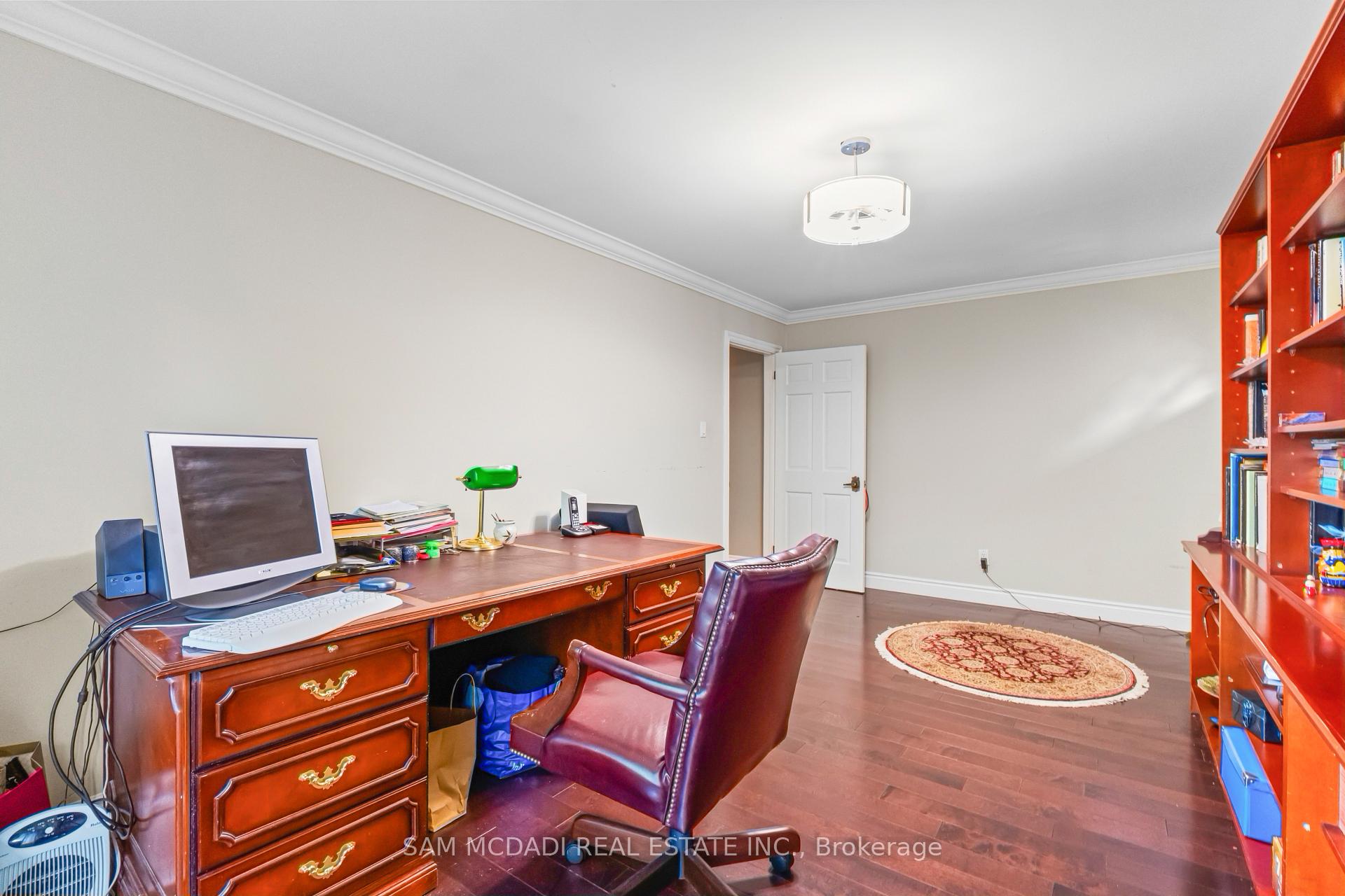 Photo 15 of 2145 Oneida Crescent, Mississauga, Erindale — HOMEH