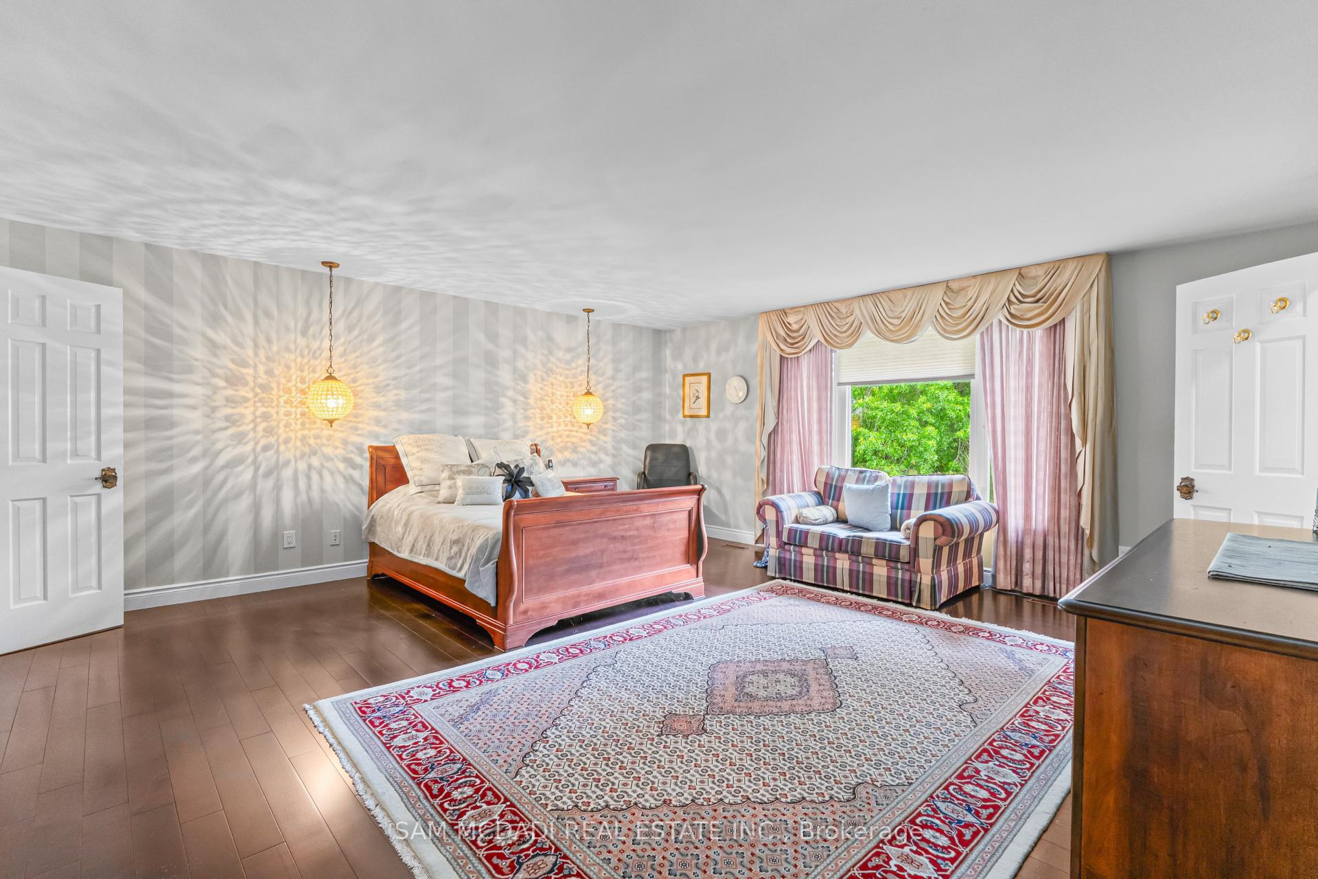 Photo 17 of 2145 Oneida Crescent, Mississauga, Erindale — HOMEH