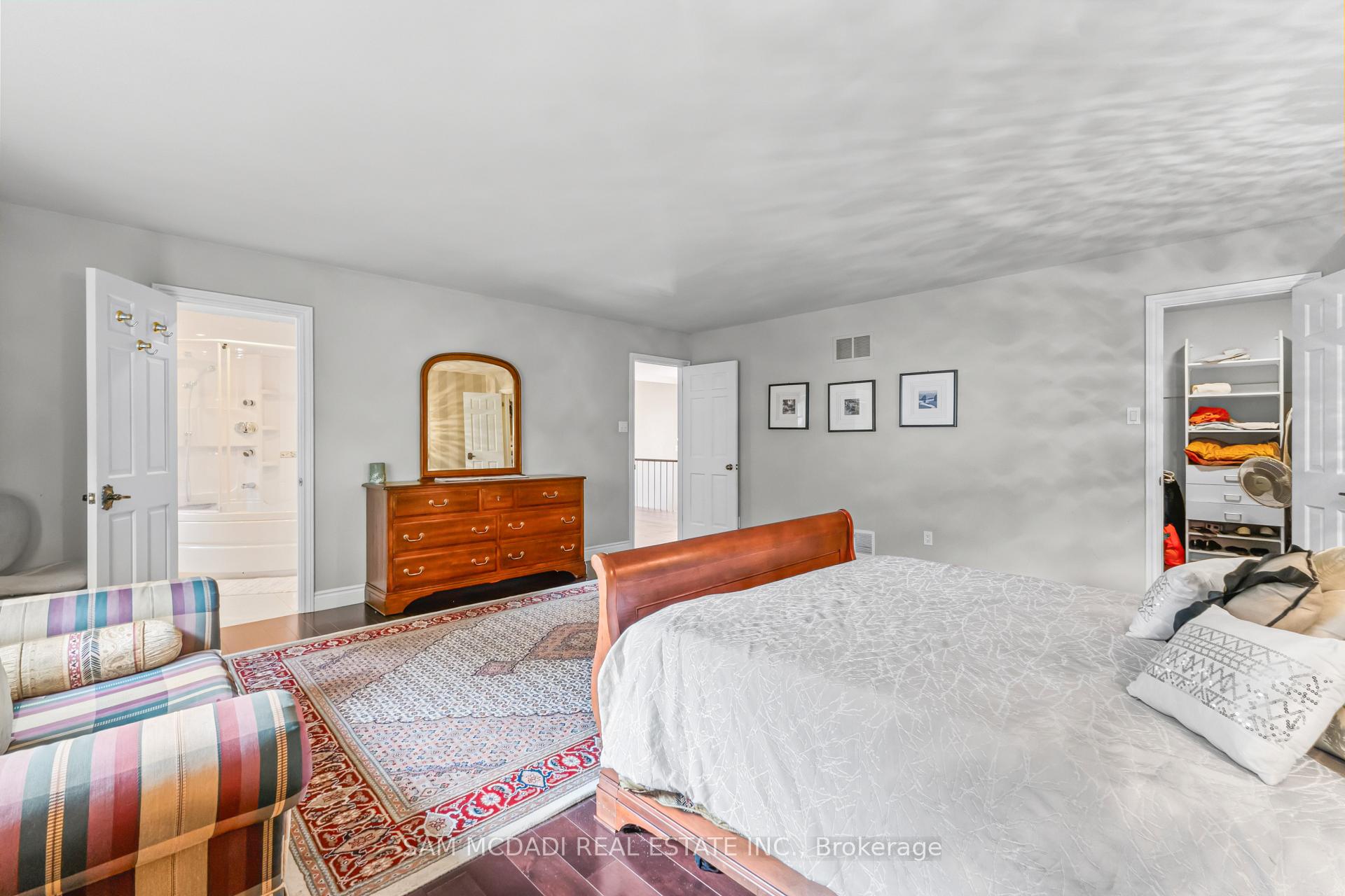 Photo 18 of 2145 Oneida Crescent, Mississauga, Erindale — HOMEH