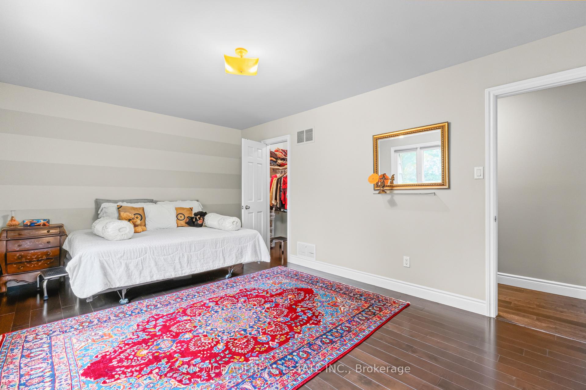 Photo 25 of 2145 Oneida Crescent, Mississauga, Erindale — HOMEH