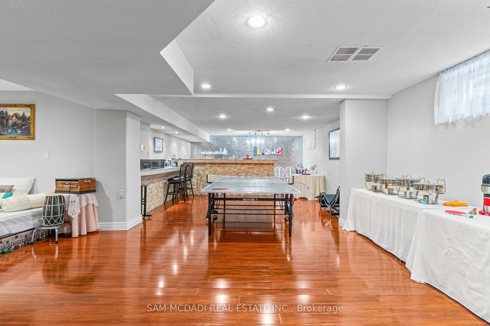 Photo 29 of 2145 Oneida Crescent, Mississauga, Erindale — HOMEH