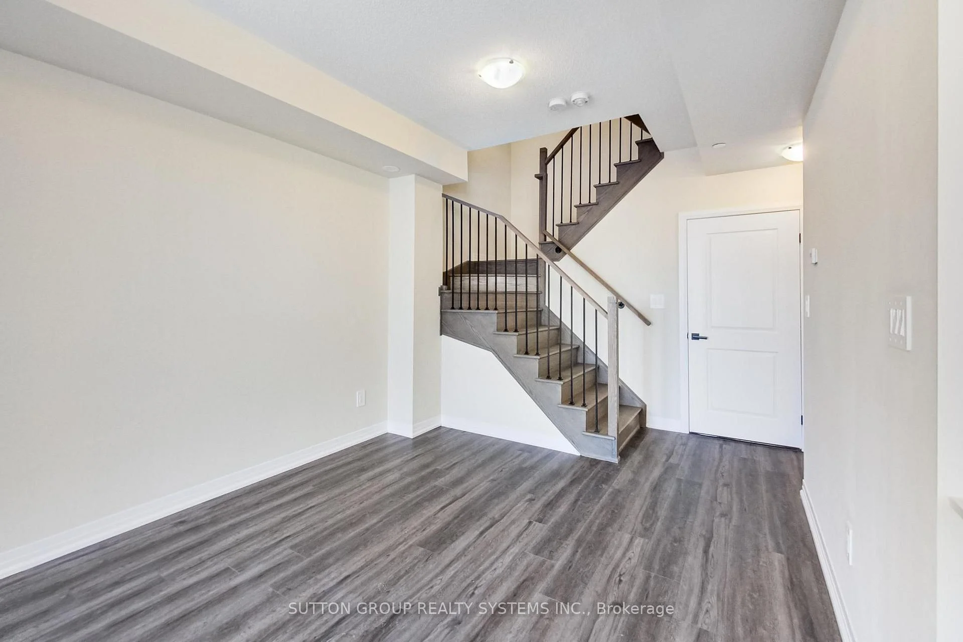 Photo 14 of Unit 114, 1585 Rose Way, Milton, Cobban — HOMEH