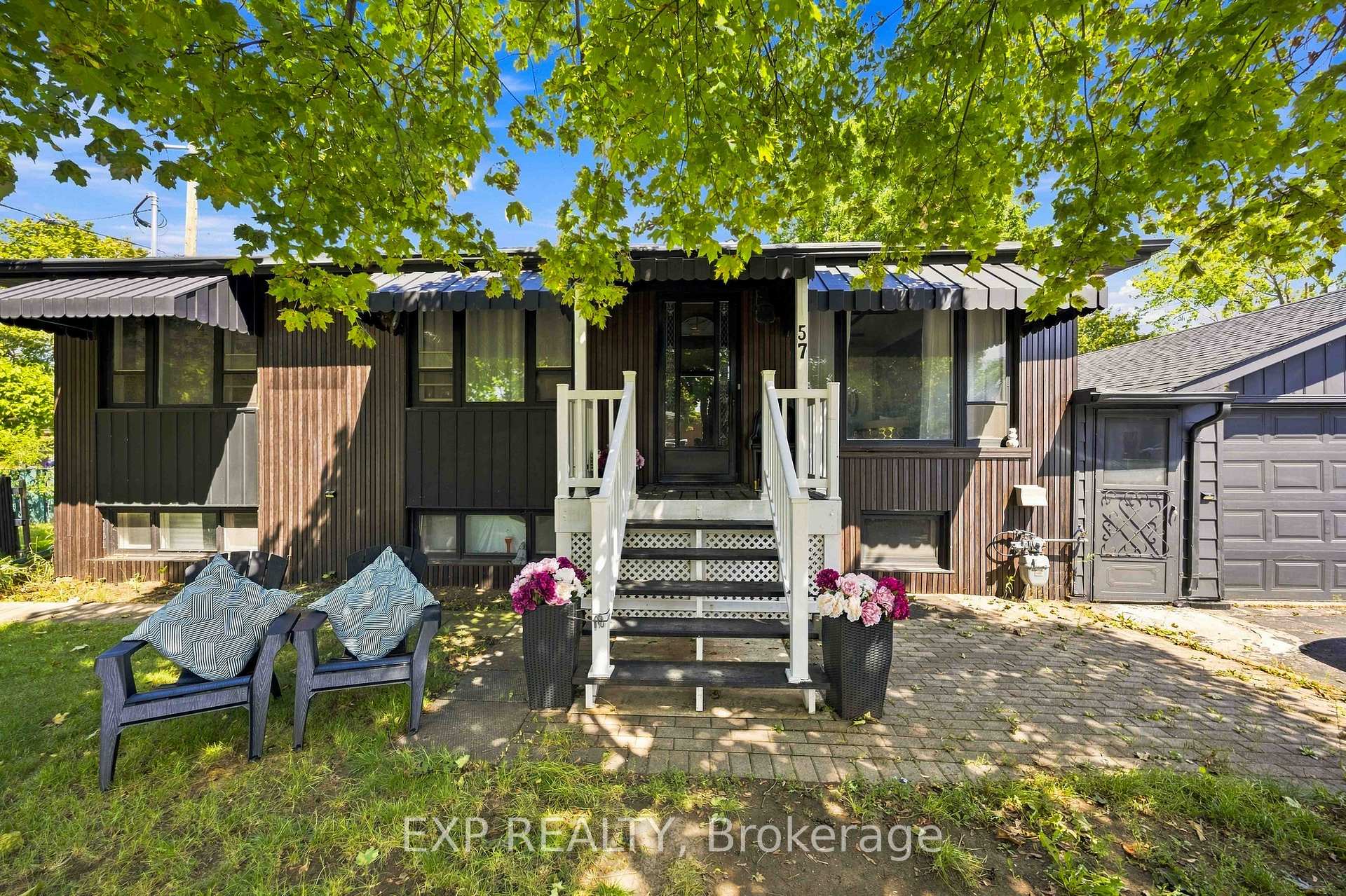 Photo 6 of 57 Brisco Street, Brampton, Brampton North — HOMEH