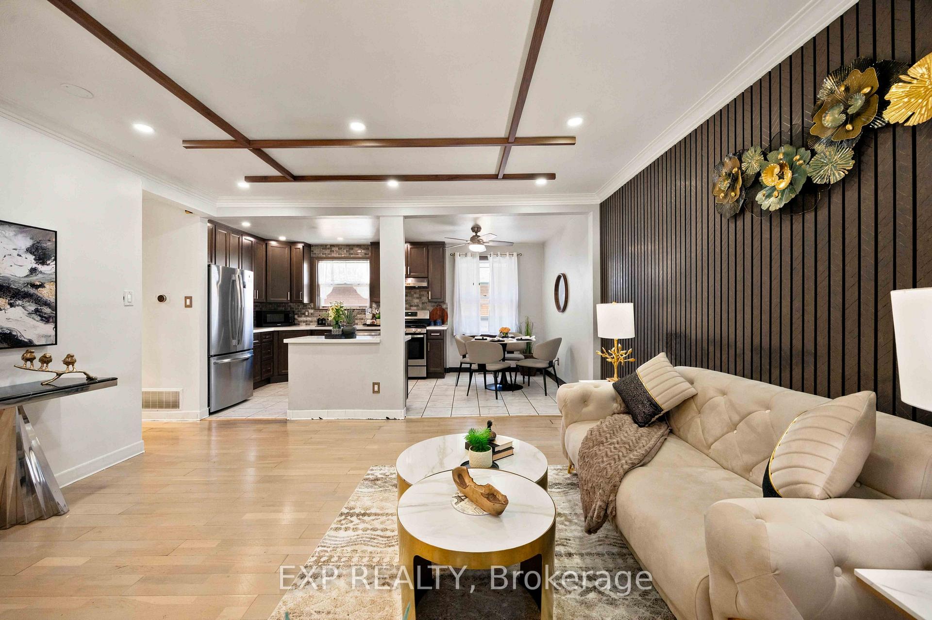 Photo 14 of 57 Brisco Street, Brampton, Brampton North — HOMEH