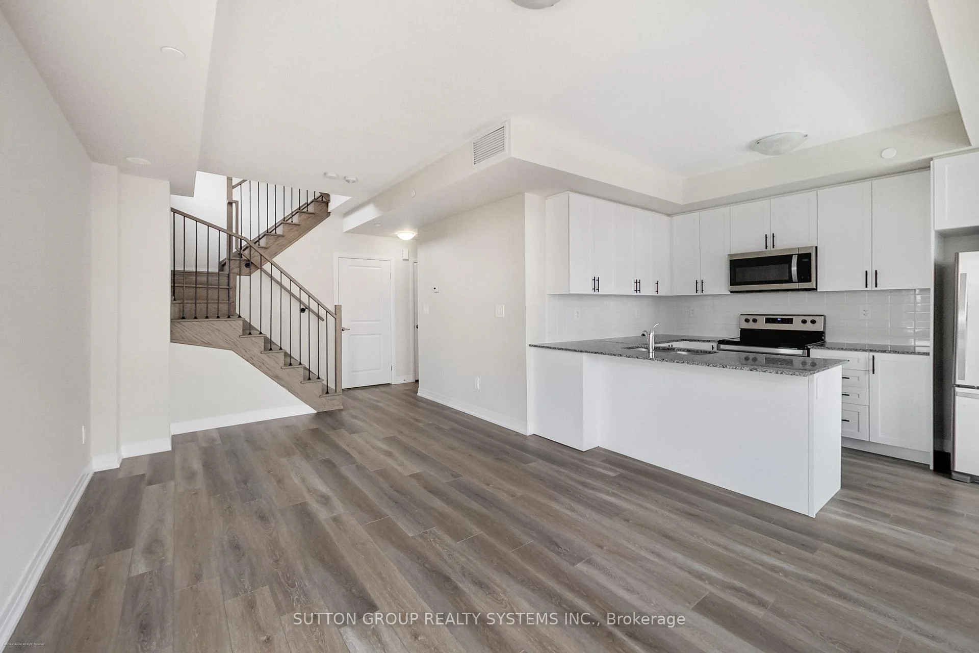 Photo 9 of Unit 125, 1585 Rose Way, Milton, Cobban — HOMEH