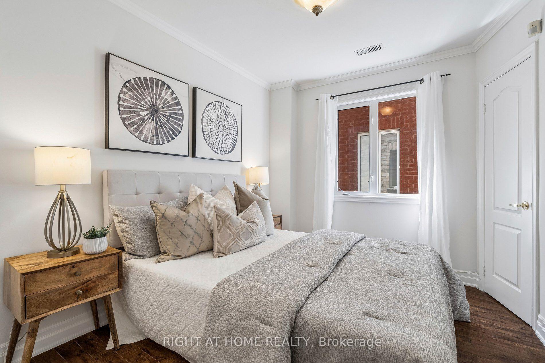 Photo 31 of 251 Sonoma Boulevard, Vaughan, Sonoma Heights — HOMEH
