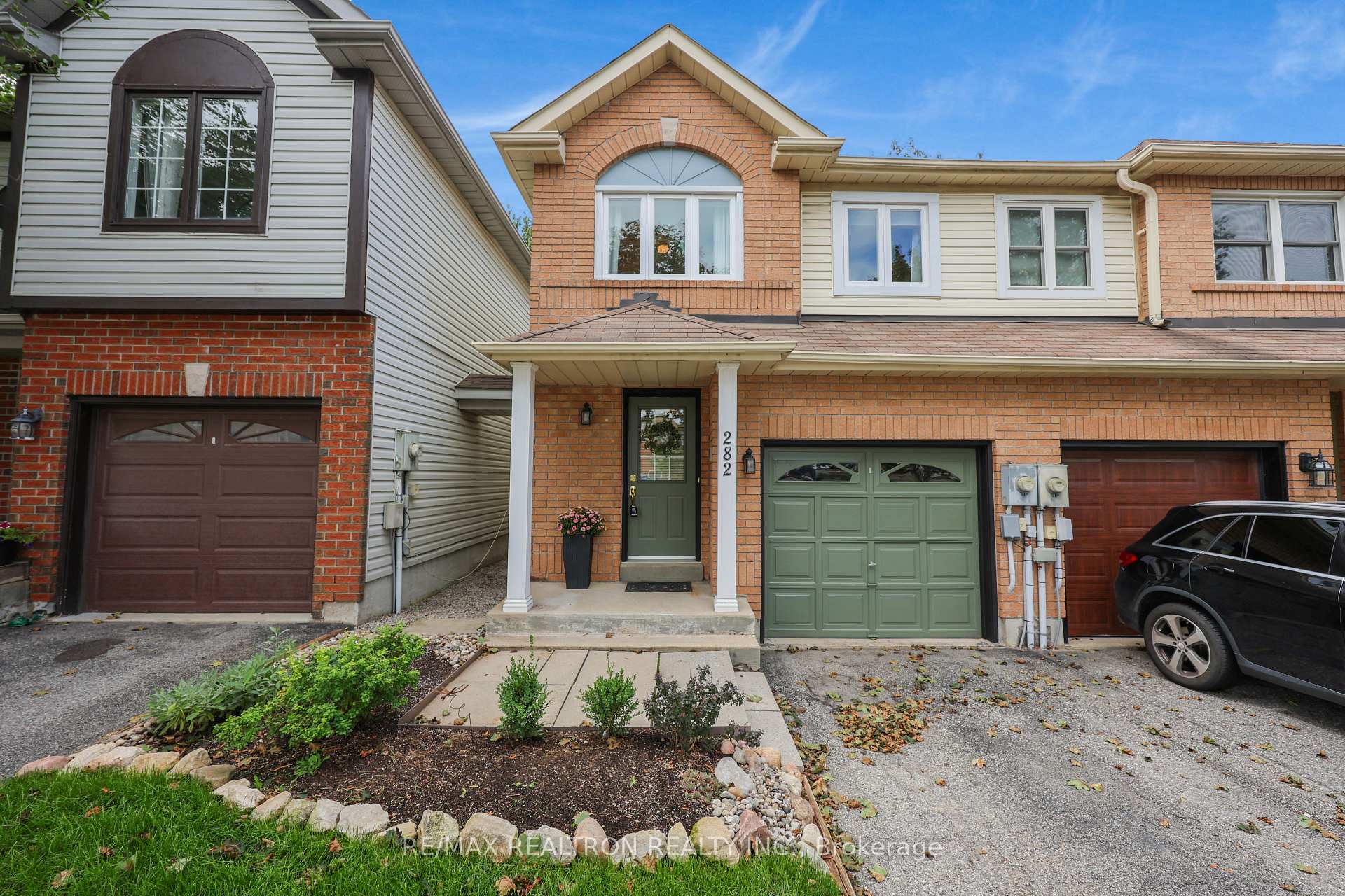 Photo 1 of 282 Ferndale Drive S, Barrie, Ardagh — HOMEH