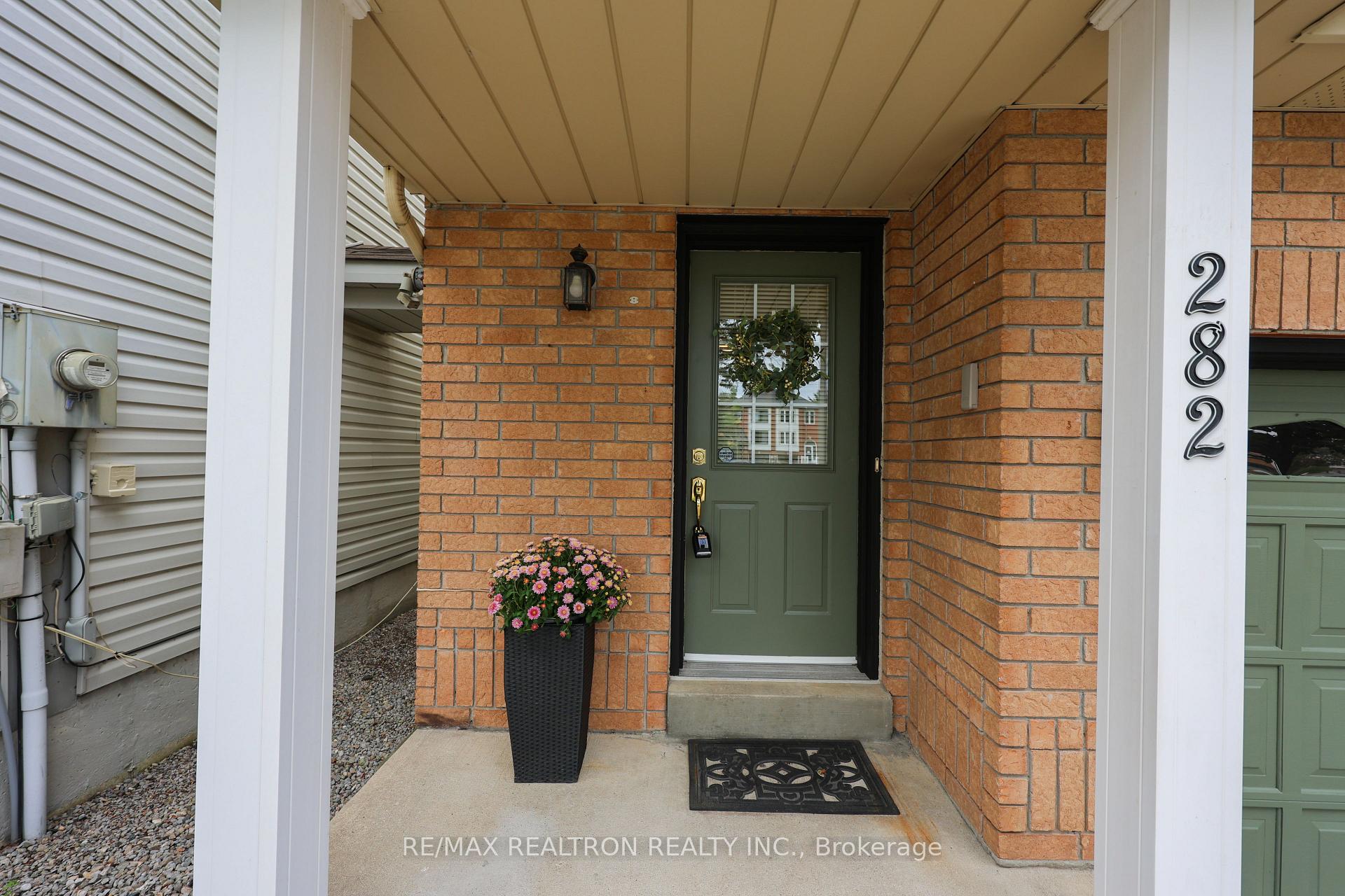 Photo 4 of 282 Ferndale Drive S, Barrie, Ardagh — HOMEH