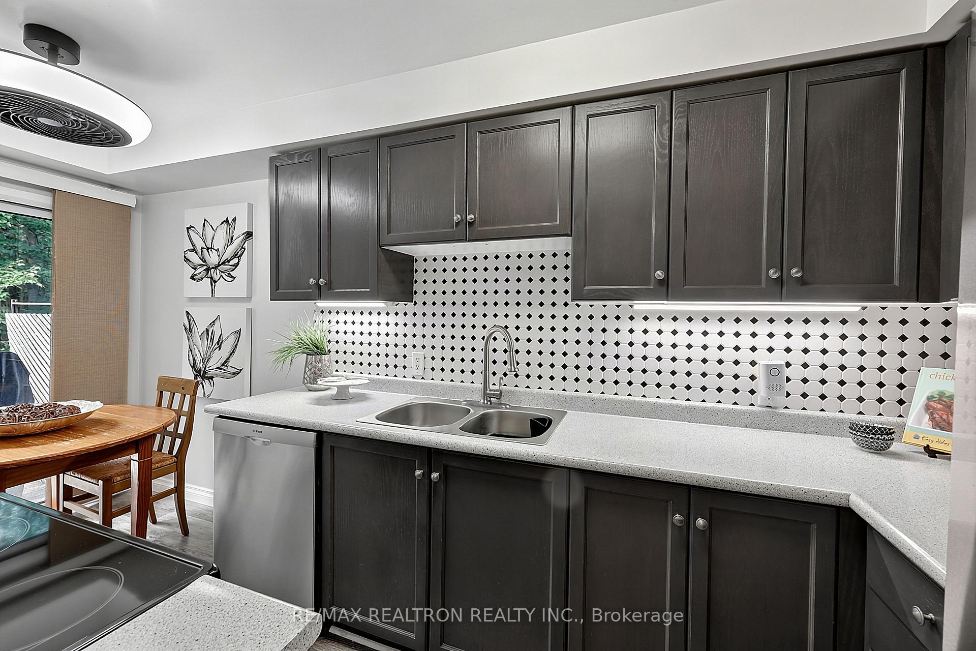 Photo 16 of 282 Ferndale Drive S, Barrie, Ardagh — HOMEH