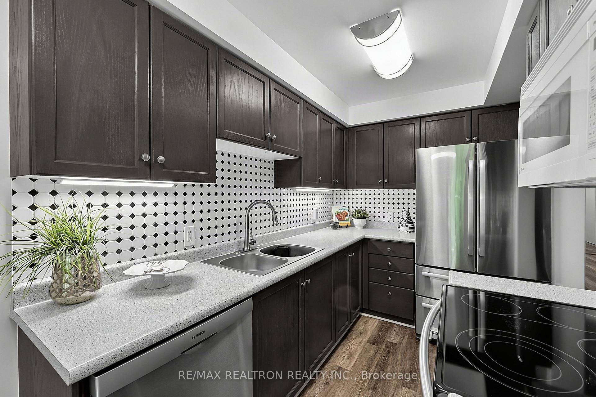 Photo 18 of 282 Ferndale Drive S, Barrie, Ardagh — HOMEH