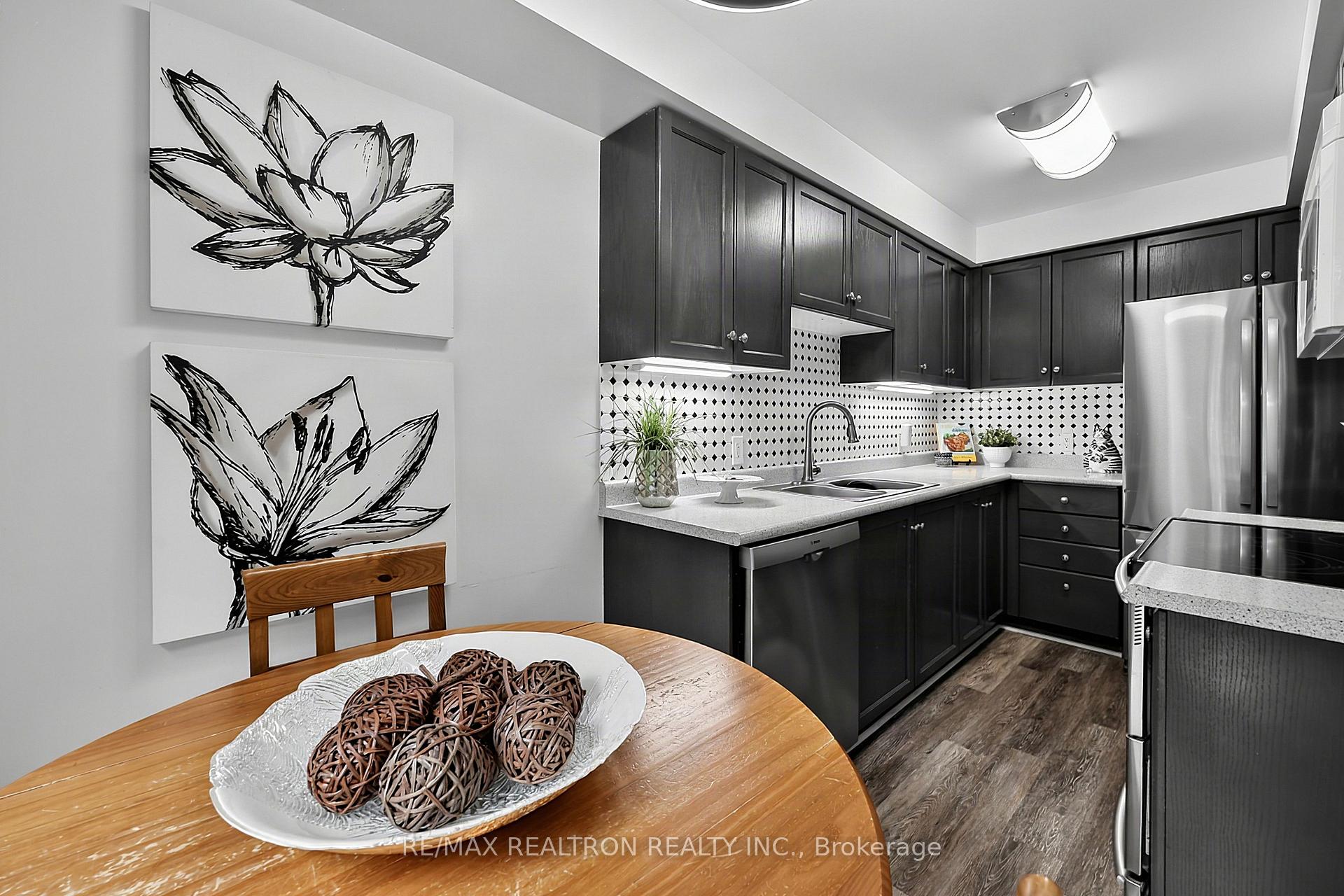 Photo 20 of 282 Ferndale Drive S, Barrie, Ardagh — HOMEH