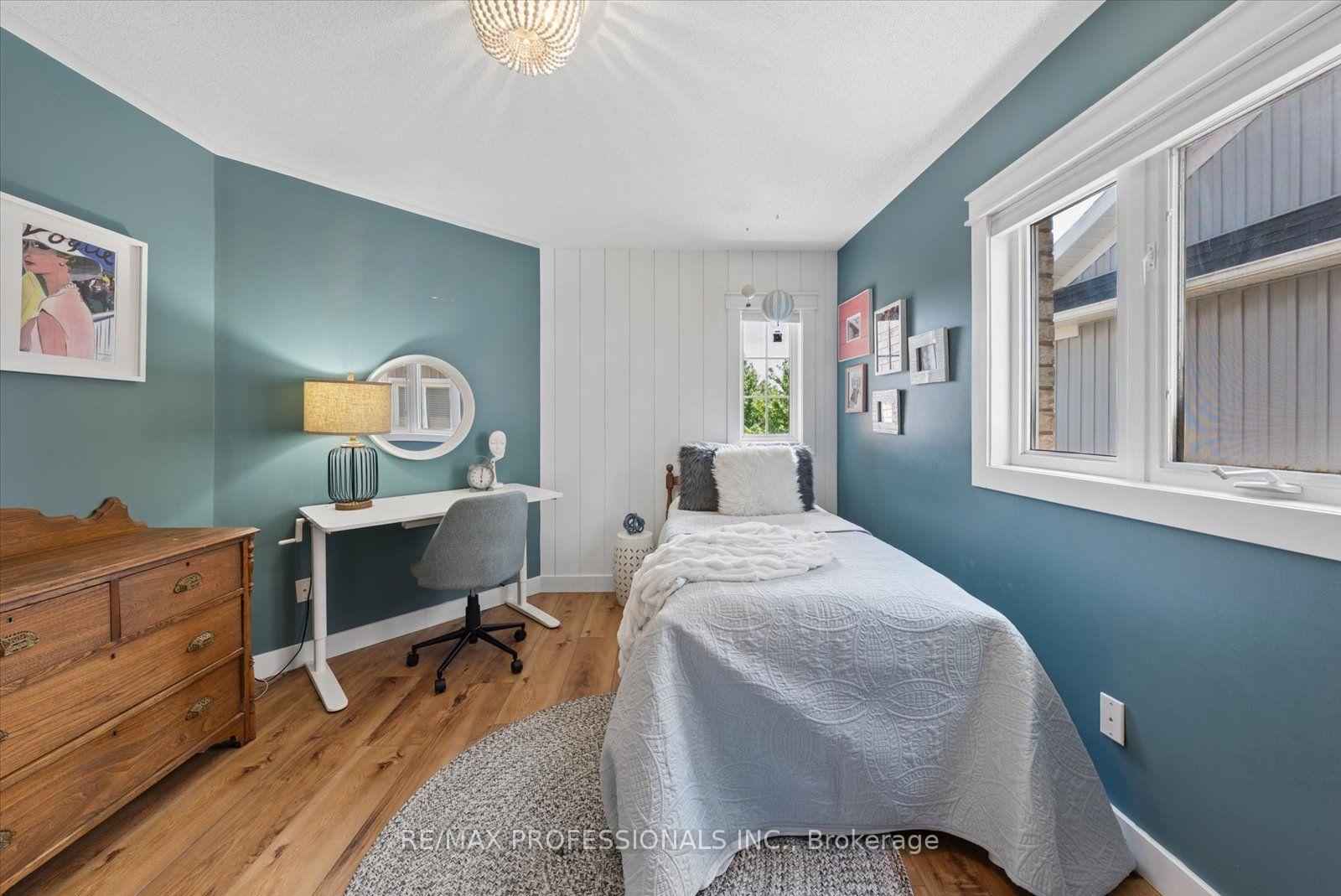 Photo 28 of 62 Blackfriar Avenue, Whitby, Brooklin — HOMEH