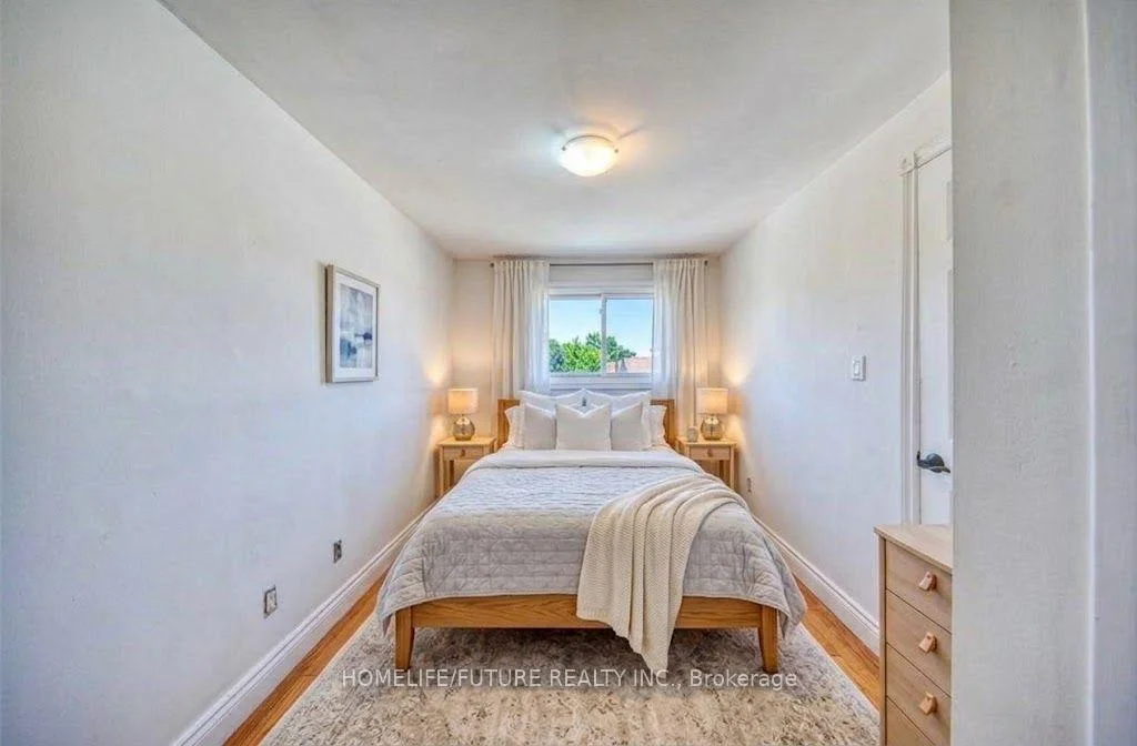 Photo 12 of Unit Main, 88 Clover Ridge Drive W, Ajax, South West — HOMEH
