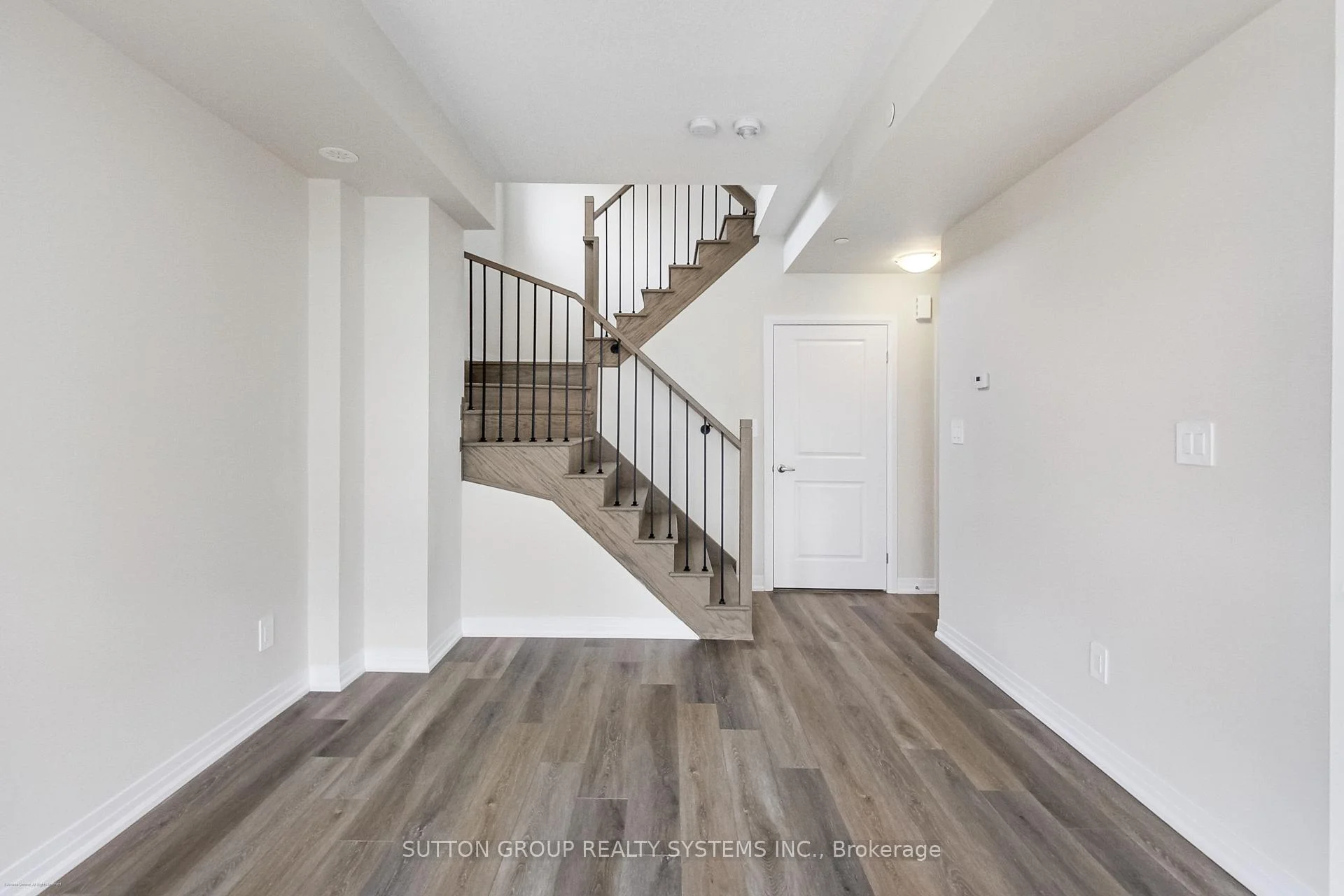 Photo 7 of Unit 116, 1585 Rose Way, Milton, Cobban — HOMEH