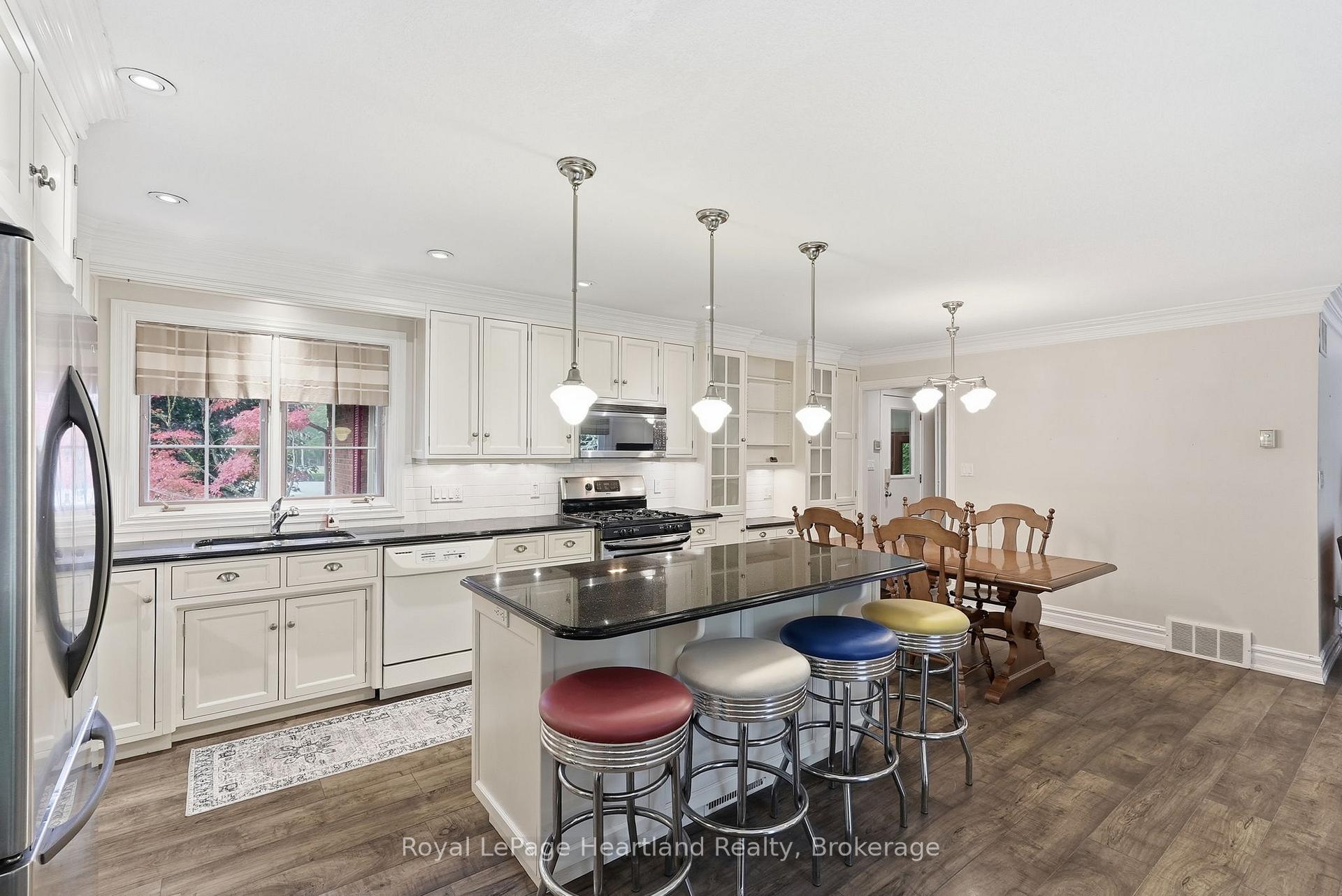 Photo 13 of 595 Inkerman Street W, North Perth, Listowel — HOMEH